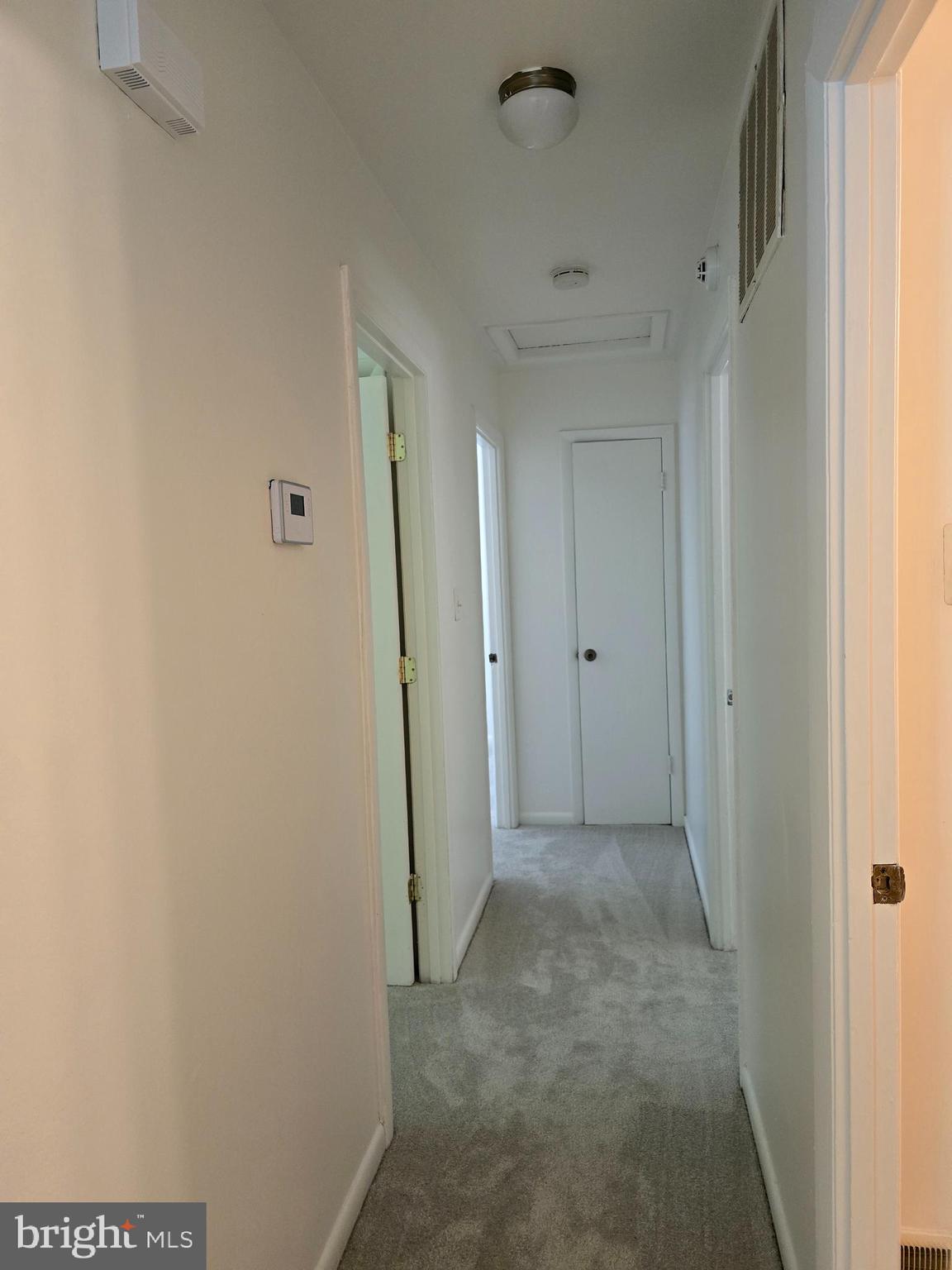 ROLLING ACRES - Residential Lease