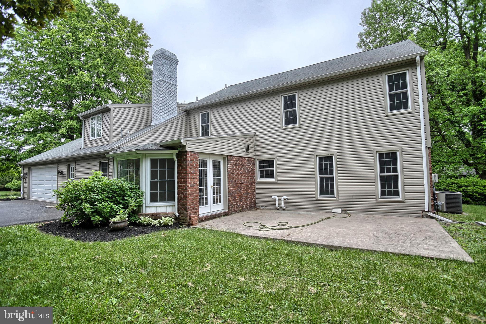 POINT RIDGE FARMS - Residential Lease