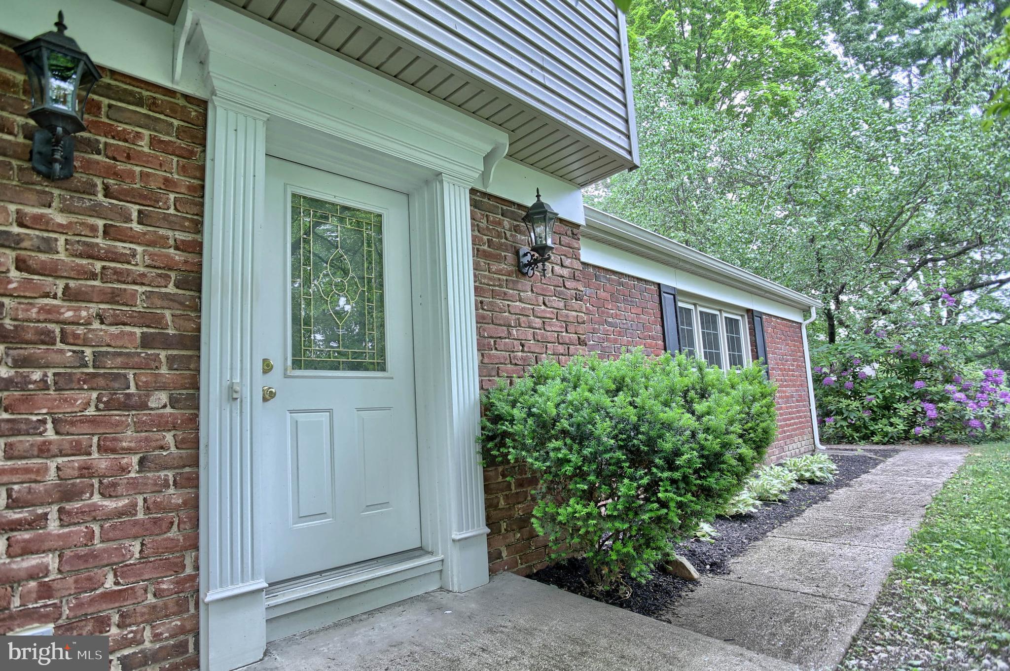 POINT RIDGE FARMS - Residential Lease