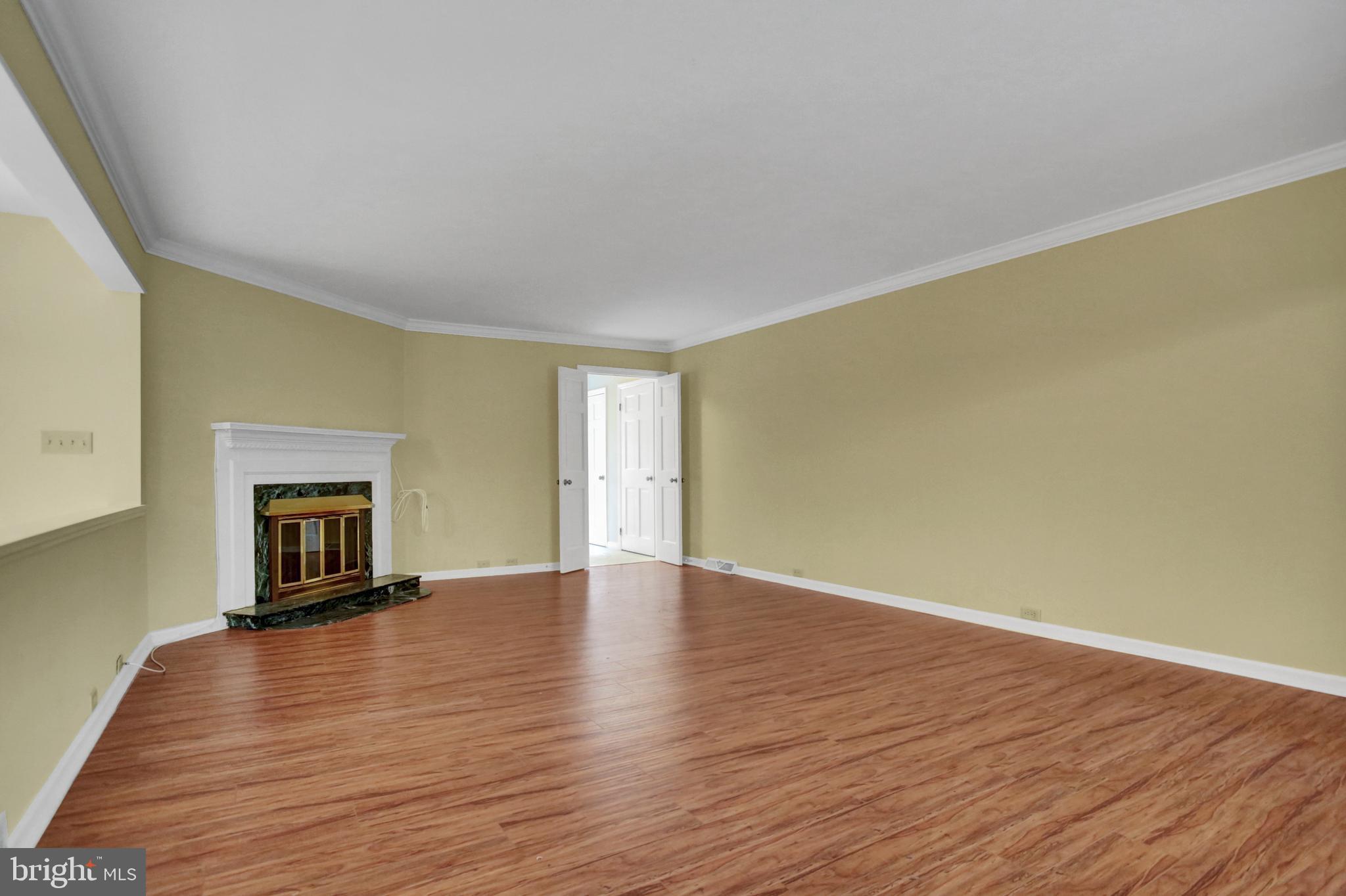 POINT RIDGE FARMS - Residential Lease