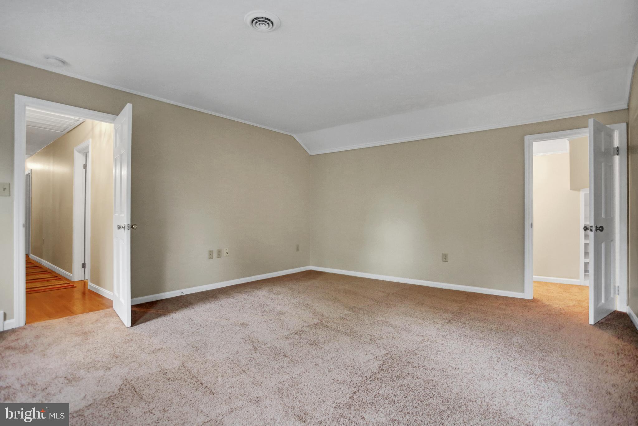 POINT RIDGE FARMS - Residential Lease