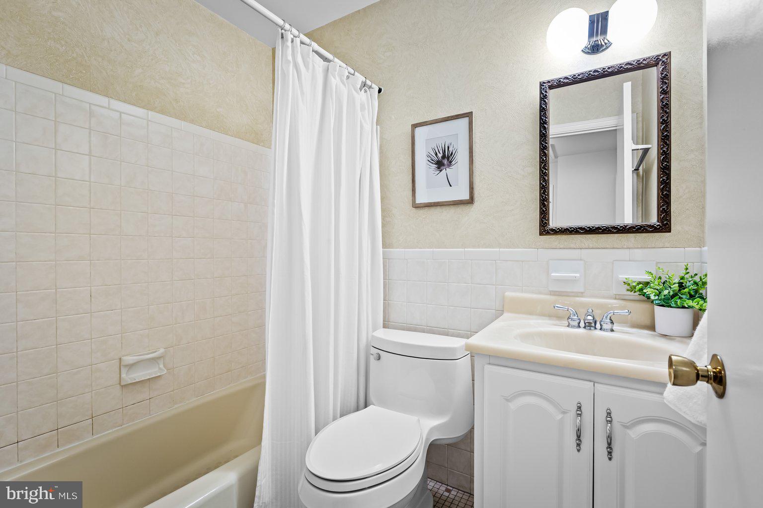 LAKE OF THE PINES - Residential