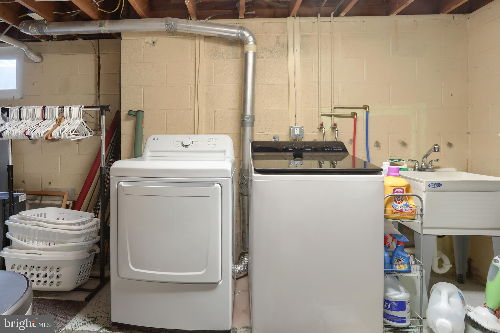 GLENN ACRES - Residential