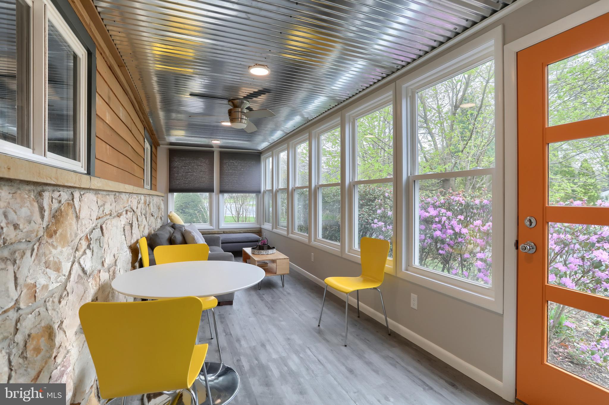 GLENN ACRES - Residential