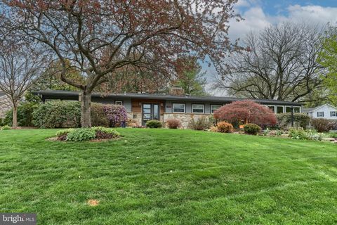 Photo of 324 Leearden Road, HERSHEY, PA 17033 (MLS # PADA2058752)