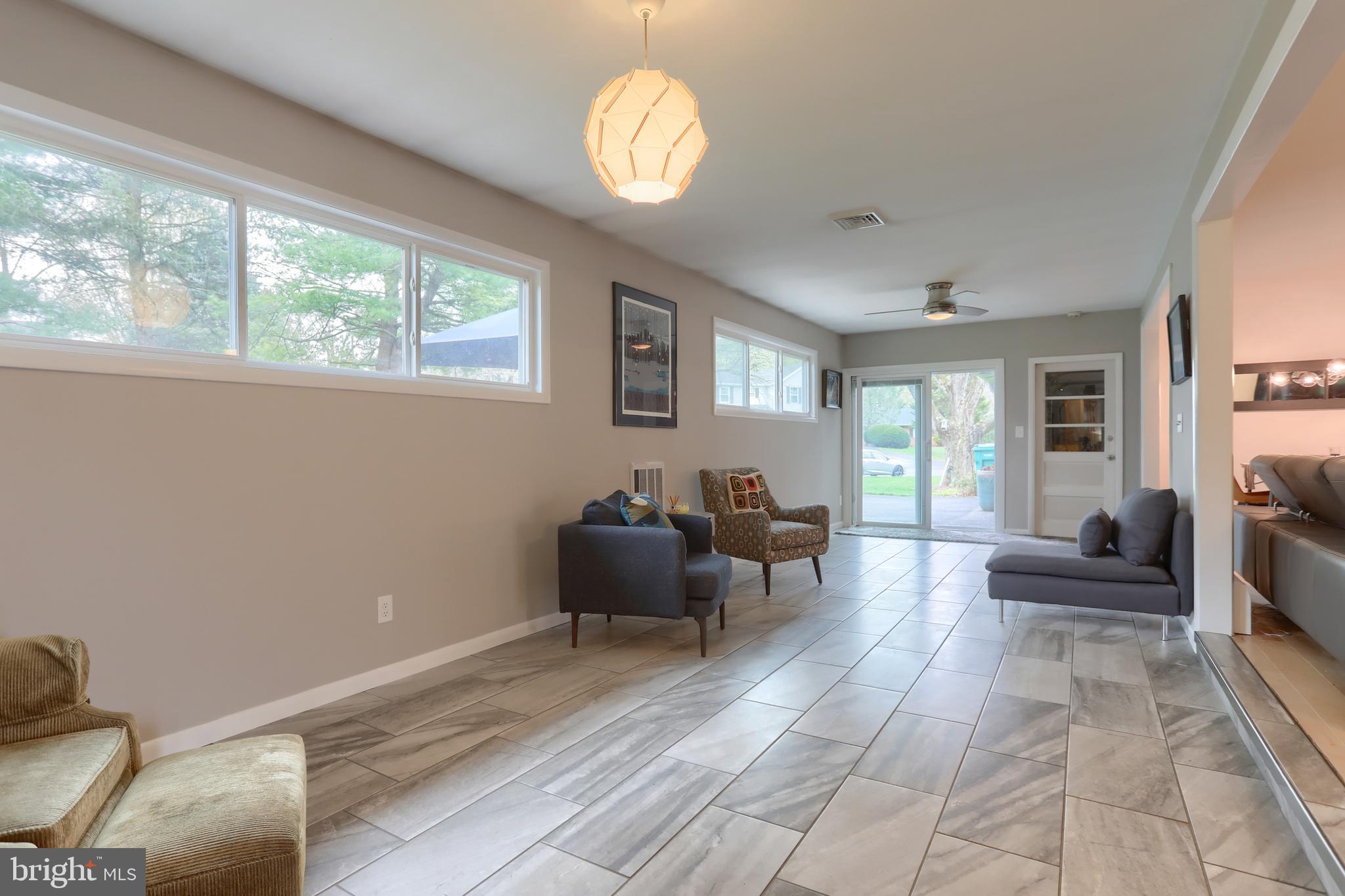 GLENN ACRES - Residential