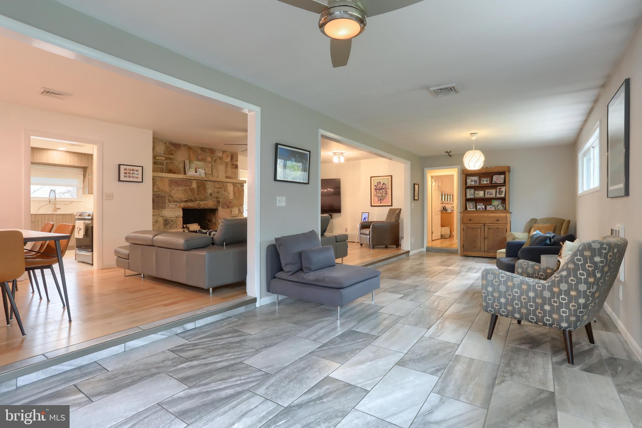 GLENN ACRES - Residential