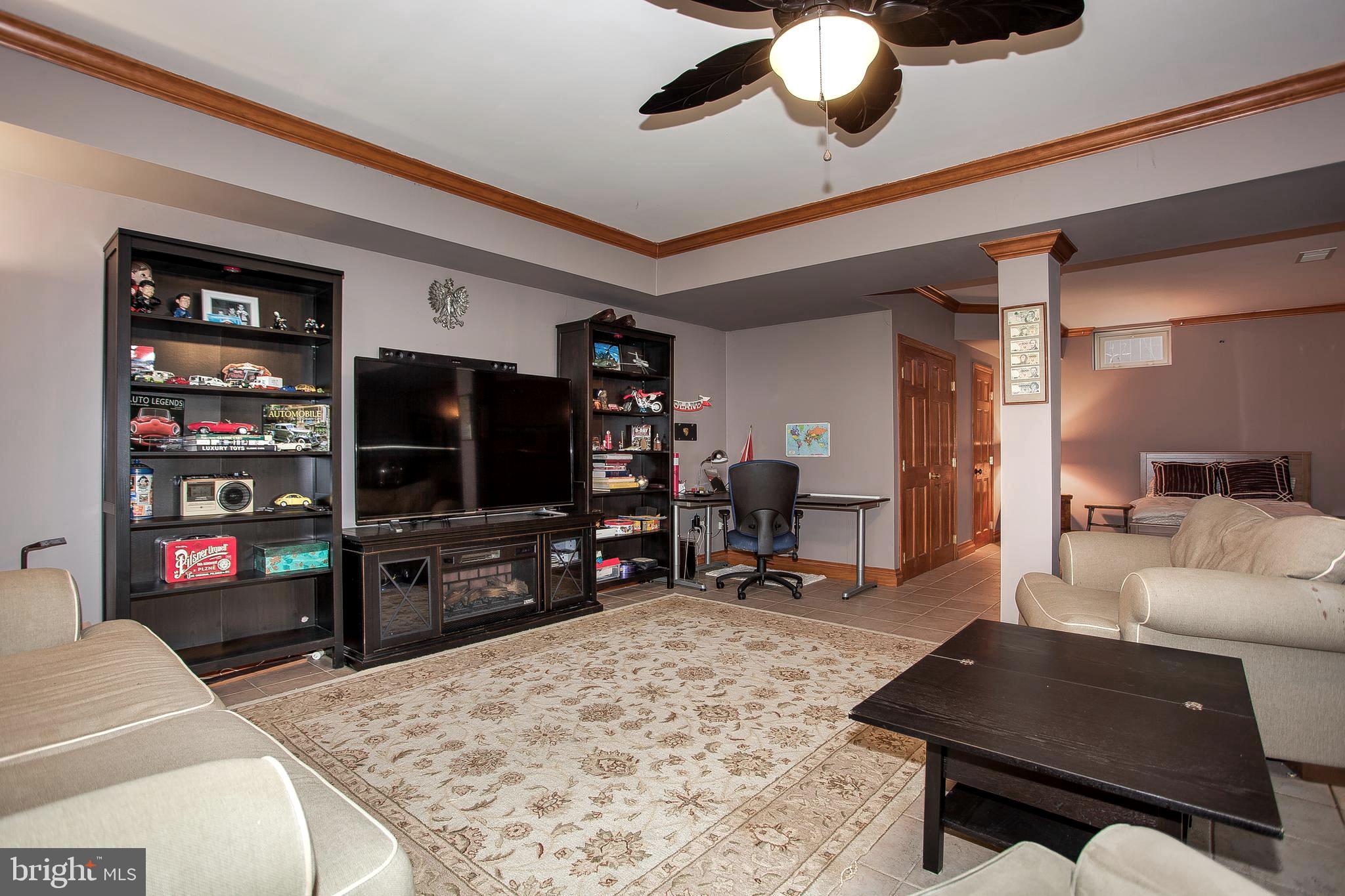 BUSTLETON - Residential