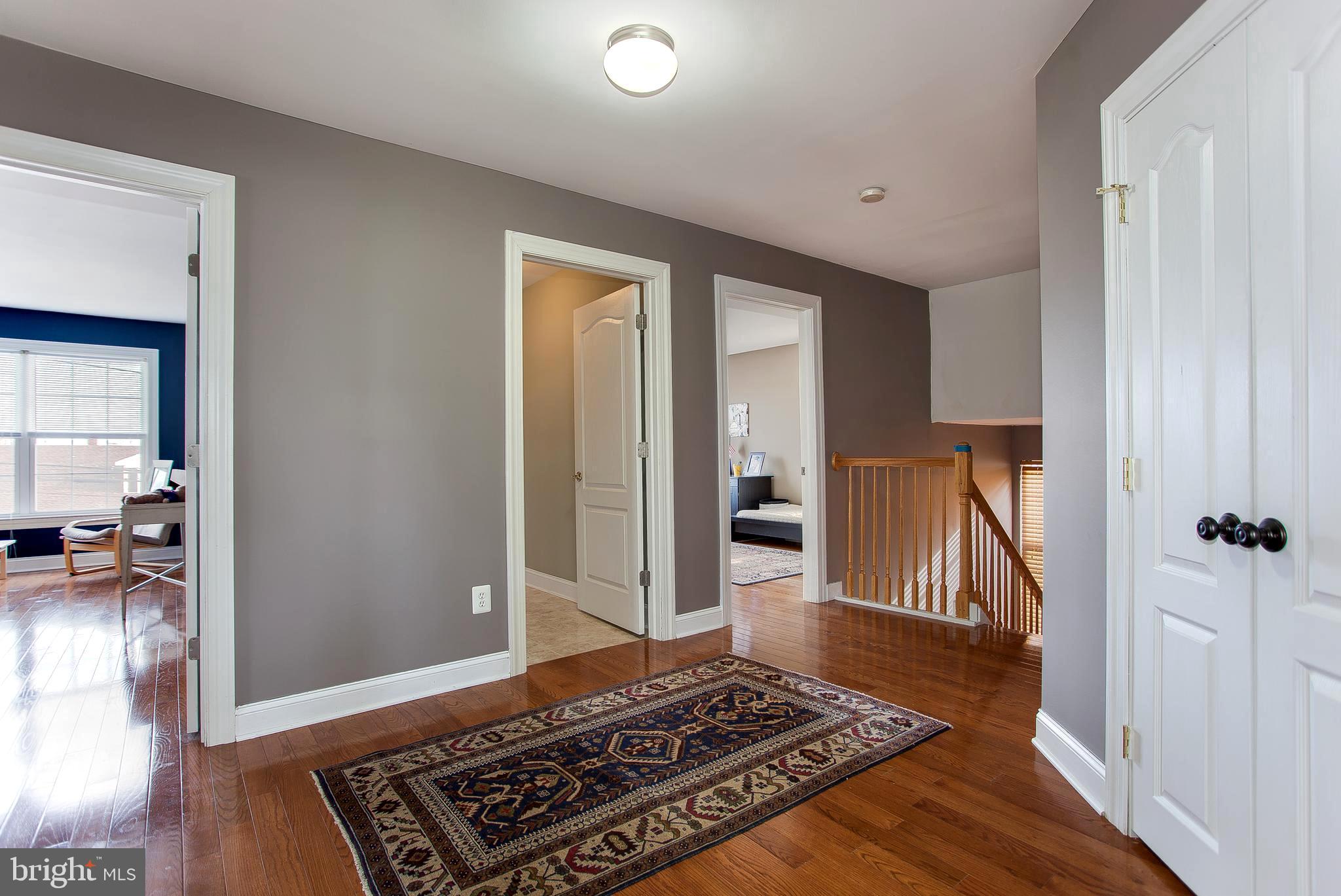 BUSTLETON - Residential