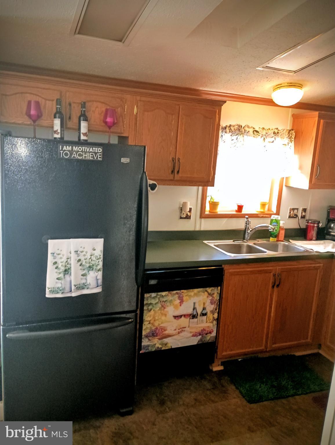 LEISURE LIVING ESTATES - Residential