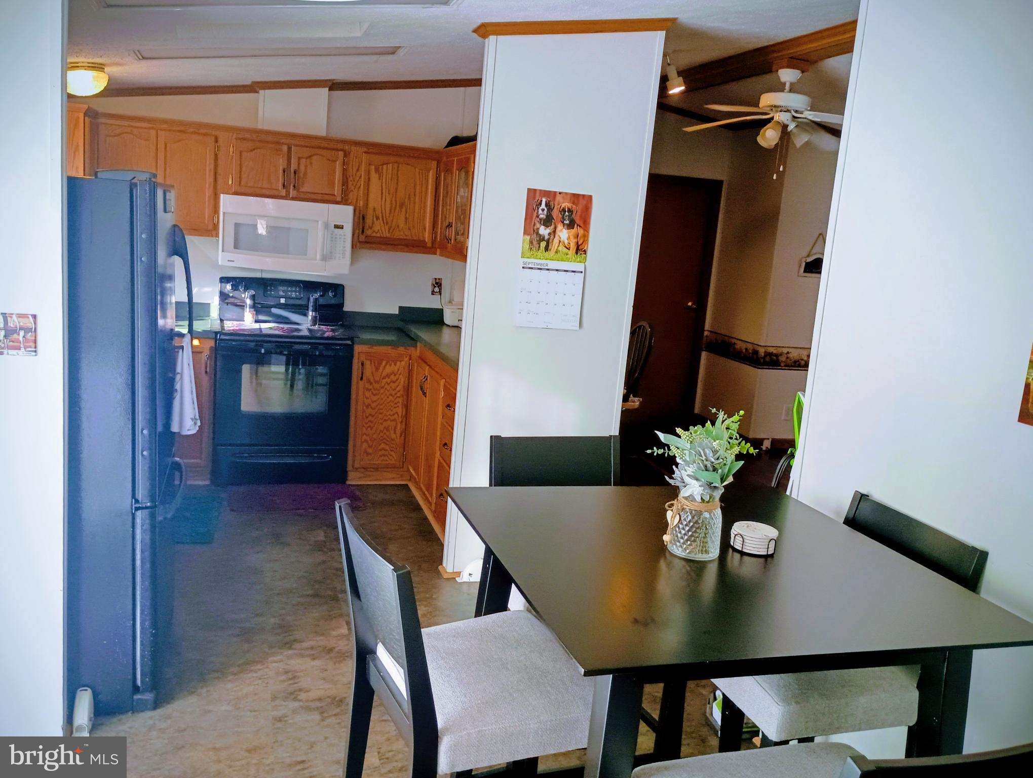 LEISURE LIVING ESTATES - Residential