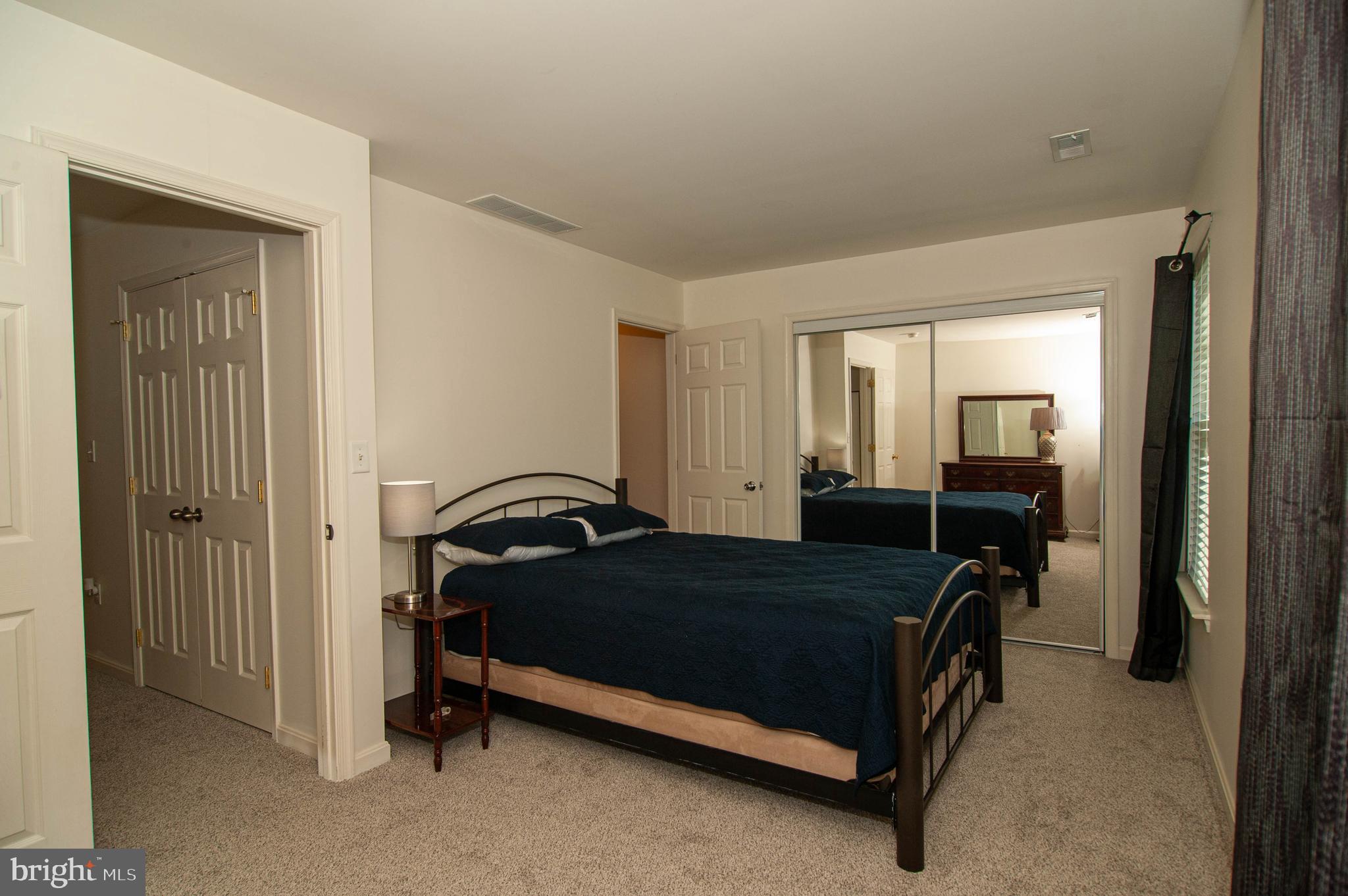 LINKSIDE - Residential