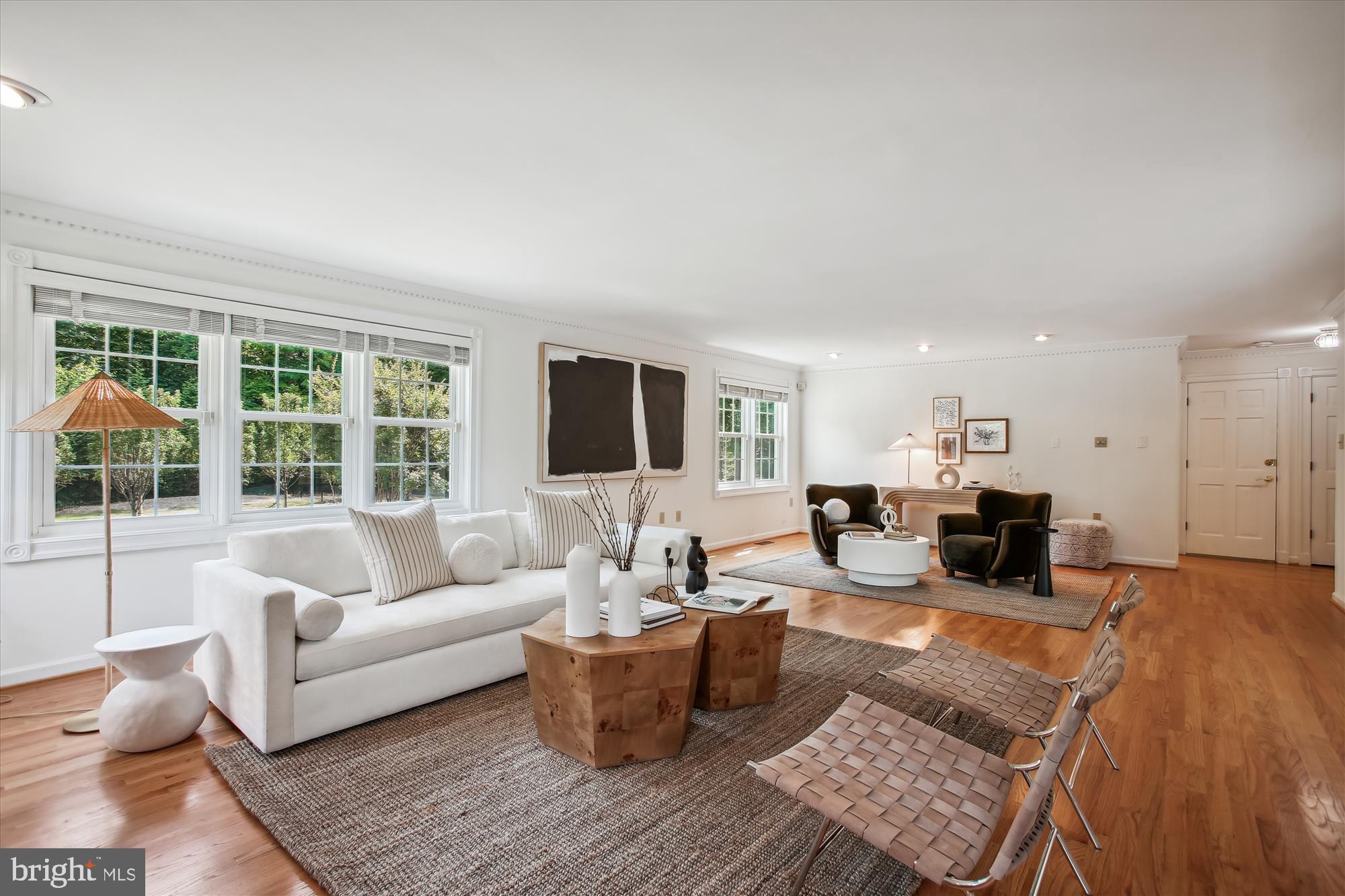 HAMPTON WOODS EAST - Residential