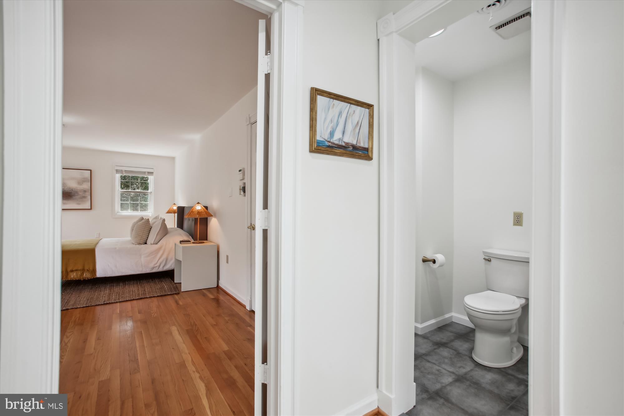 HAMPTON WOODS EAST - Residential