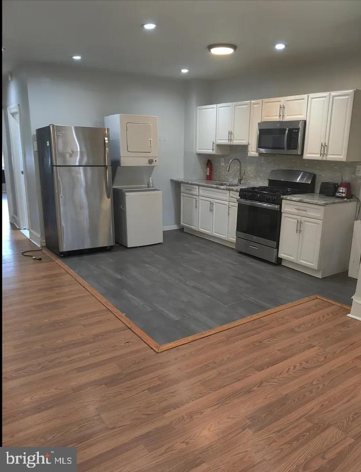 FERN ROCK - Residential Income
