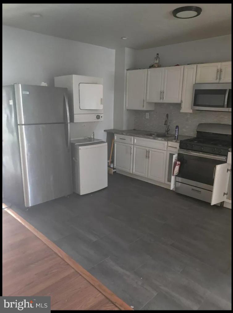 FERN ROCK - Residential Income