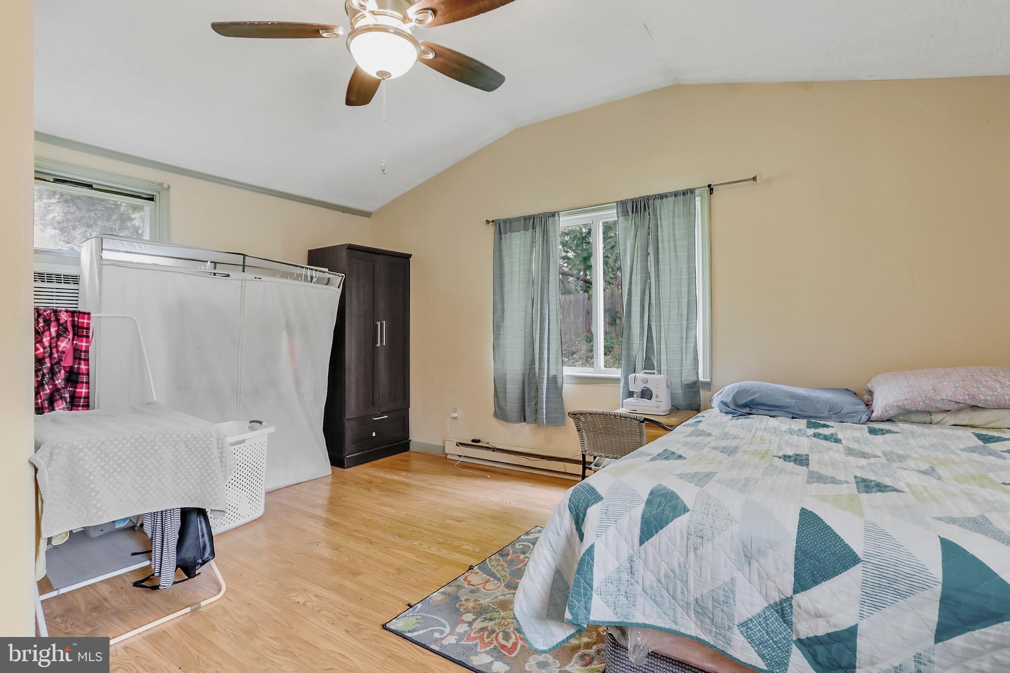 MECKLENBURG HEIGHTS - Residential