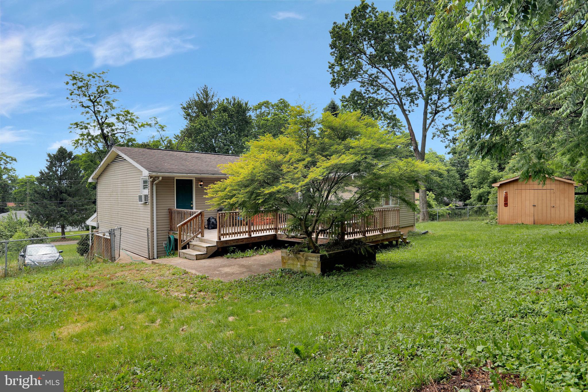MECKLENBURG HEIGHTS - Residential