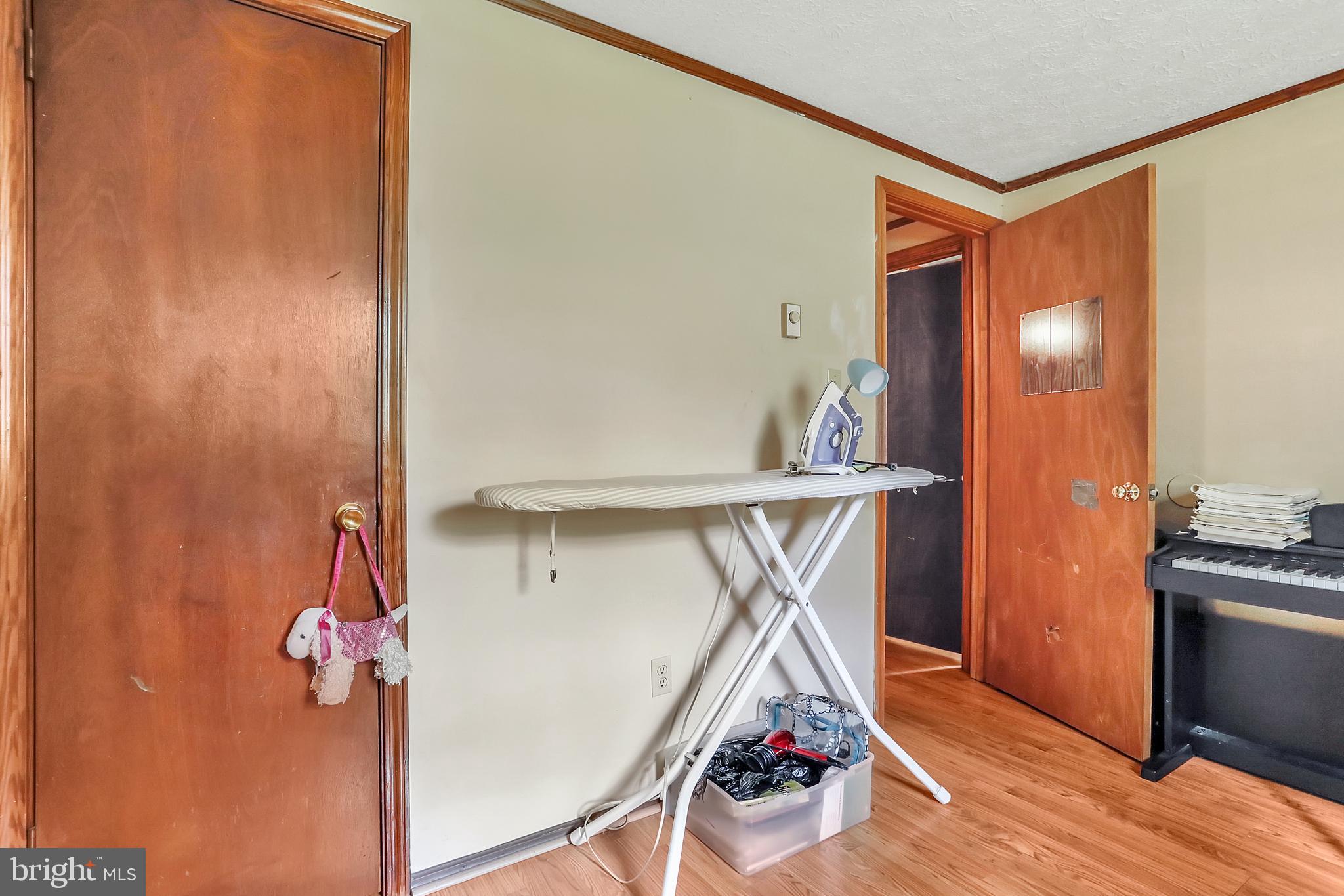 MECKLENBURG HEIGHTS - Residential