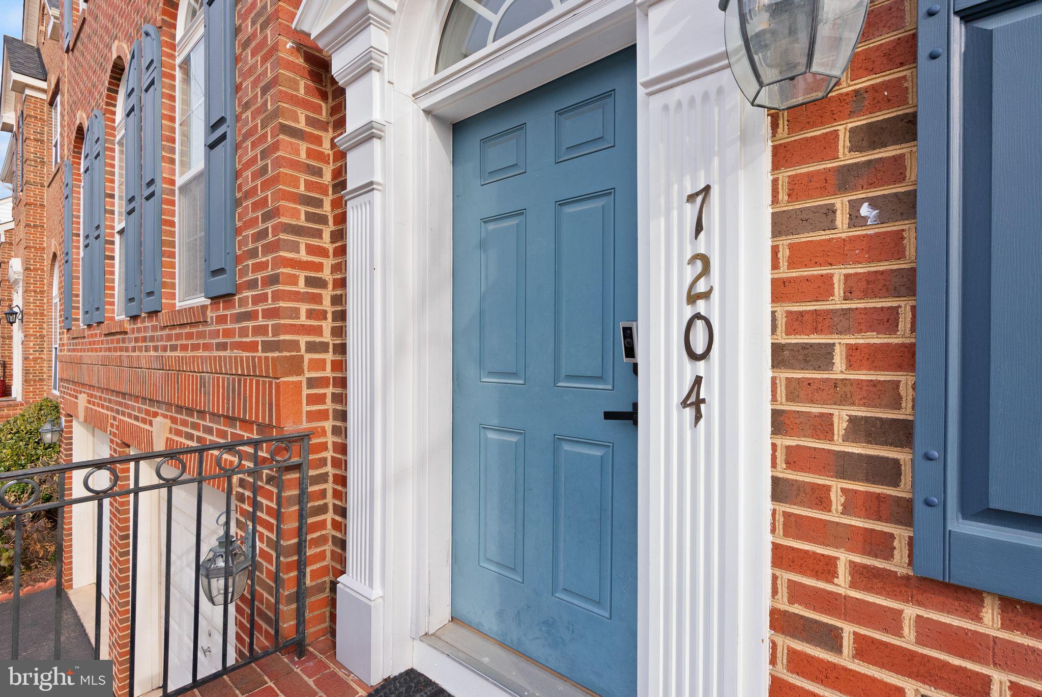 7204 GRAY HEIGHTS COURT