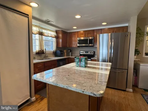 9988 Confederate Trail, Manassas, VA MLS: VAMN2009754