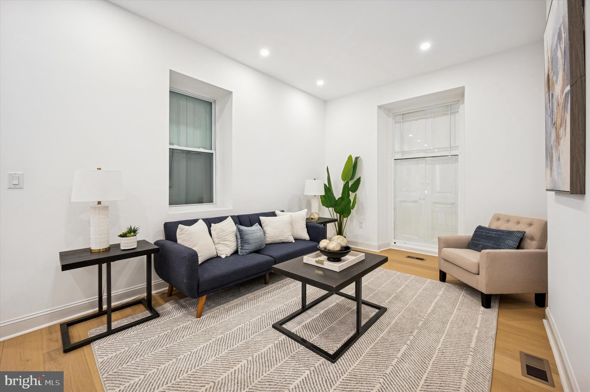 GERMANTOWN (EAST) - Residential