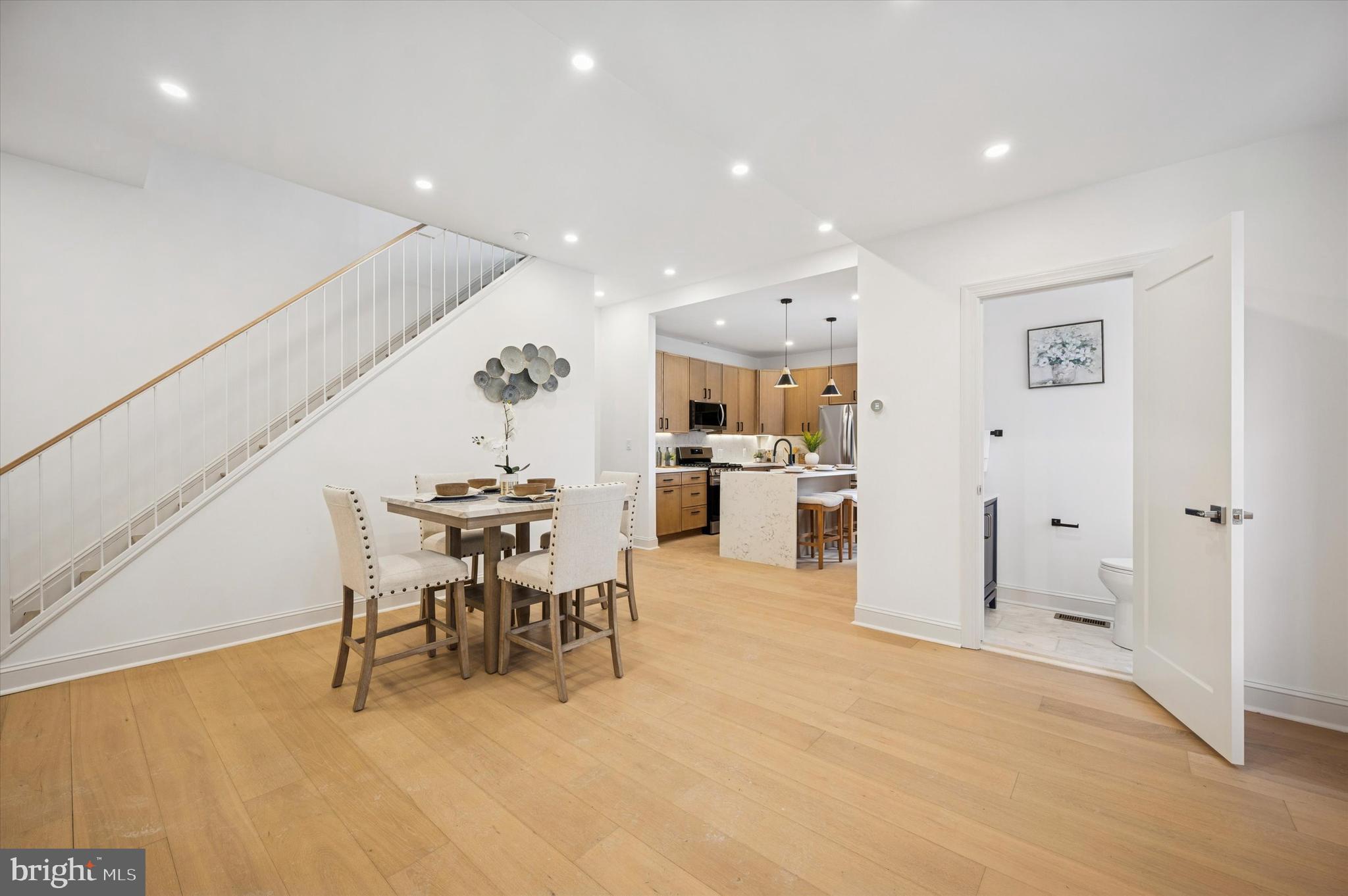 GERMANTOWN (EAST) - Residential