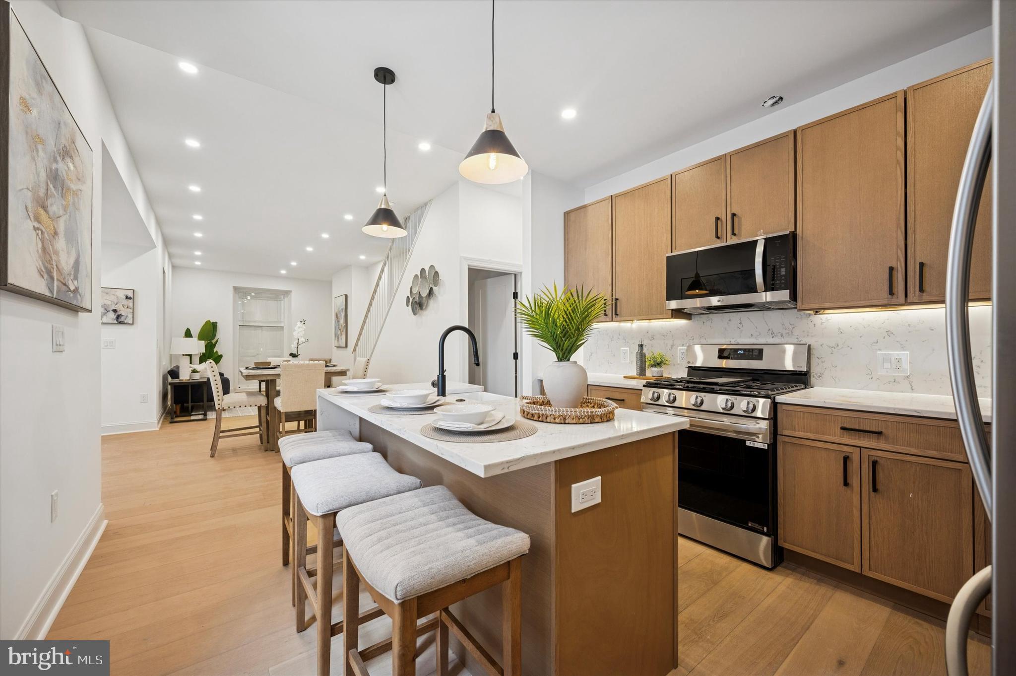 GERMANTOWN (EAST) - Residential