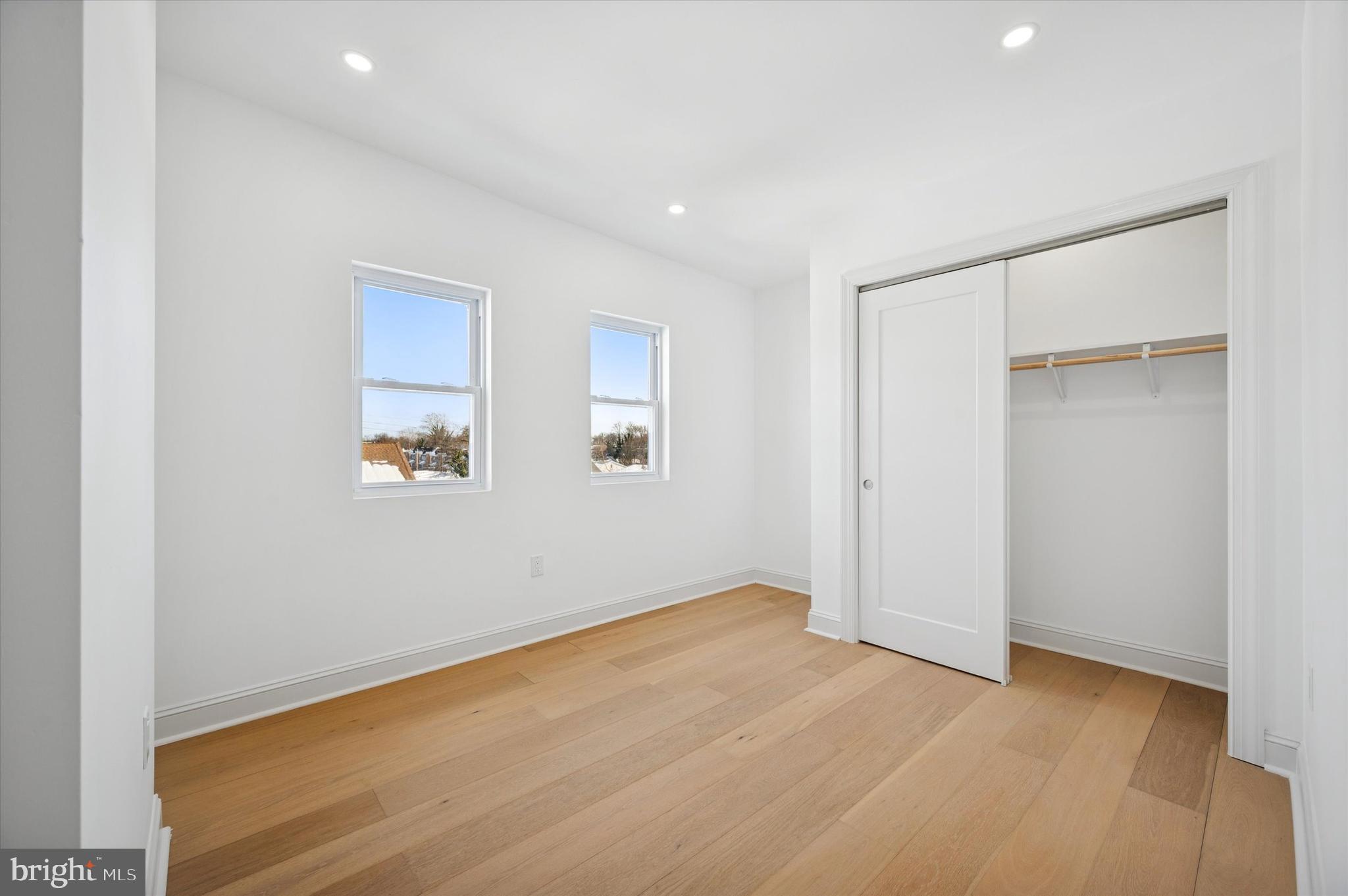 GERMANTOWN (EAST) - Residential