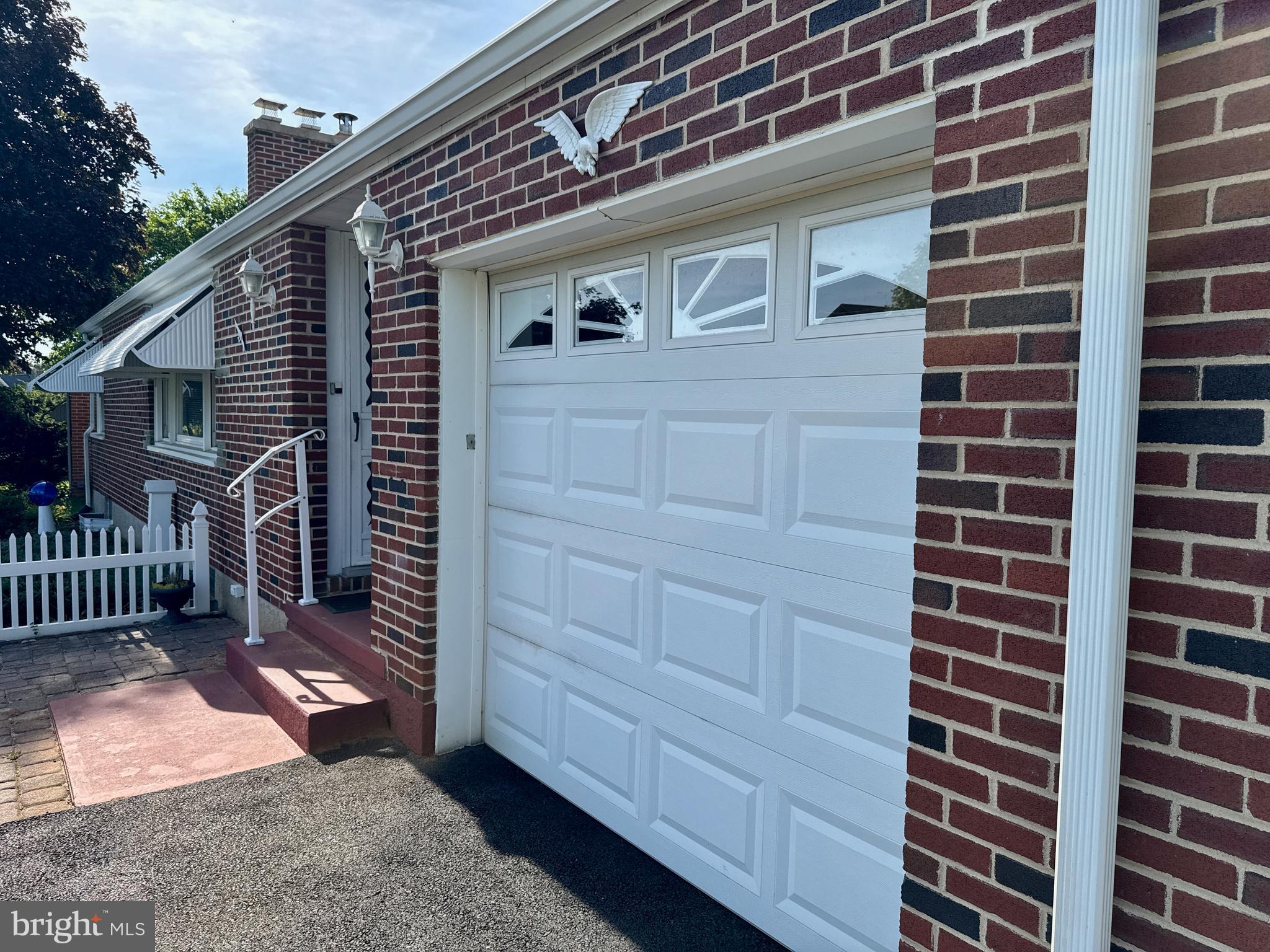 111 HAYBROOK DRIVE