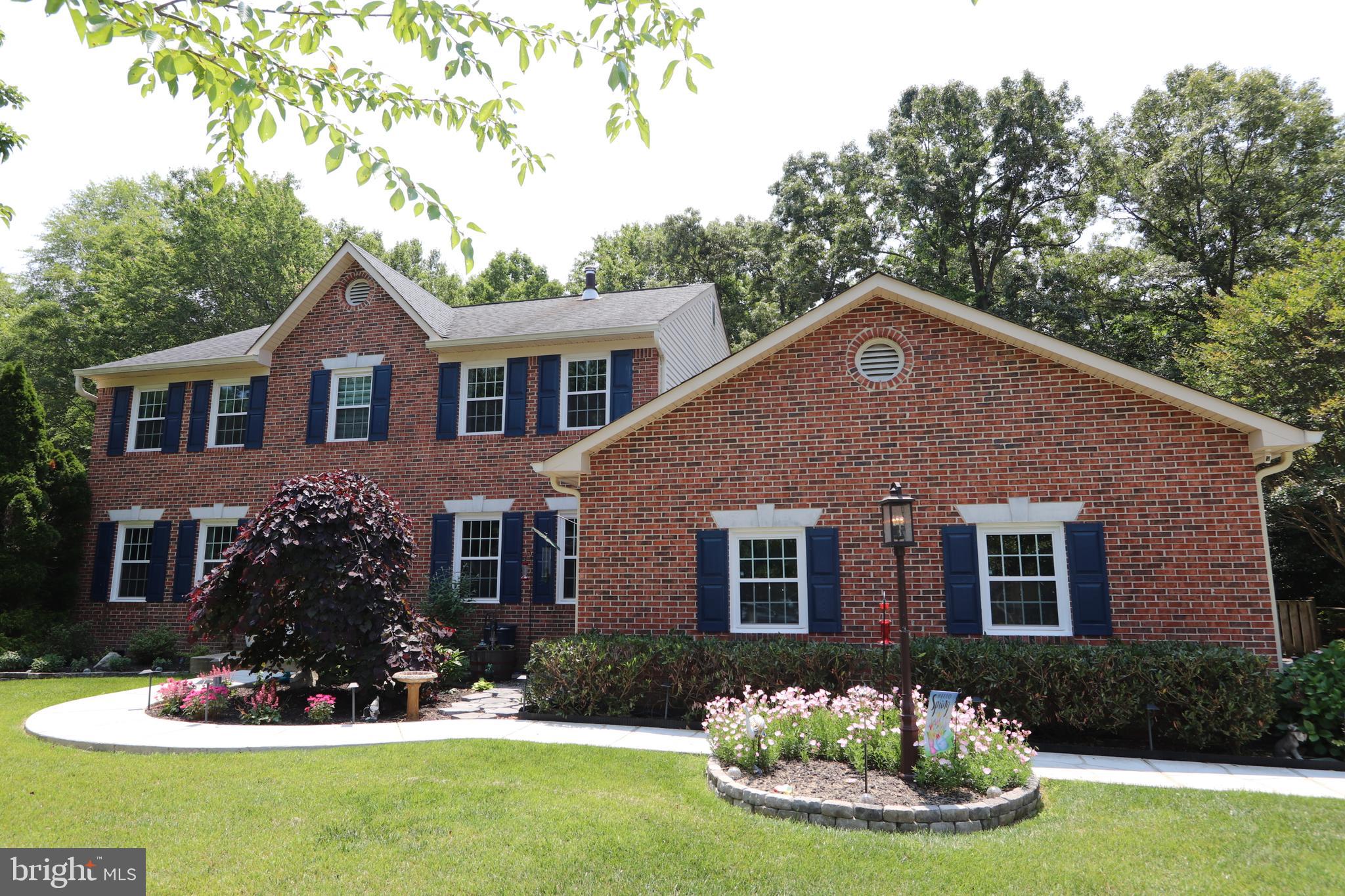 BERRY HILLS - Residential