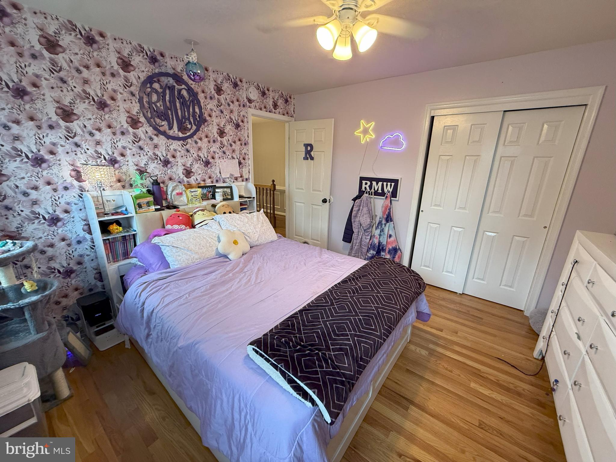 BERRY HILLS - Residential