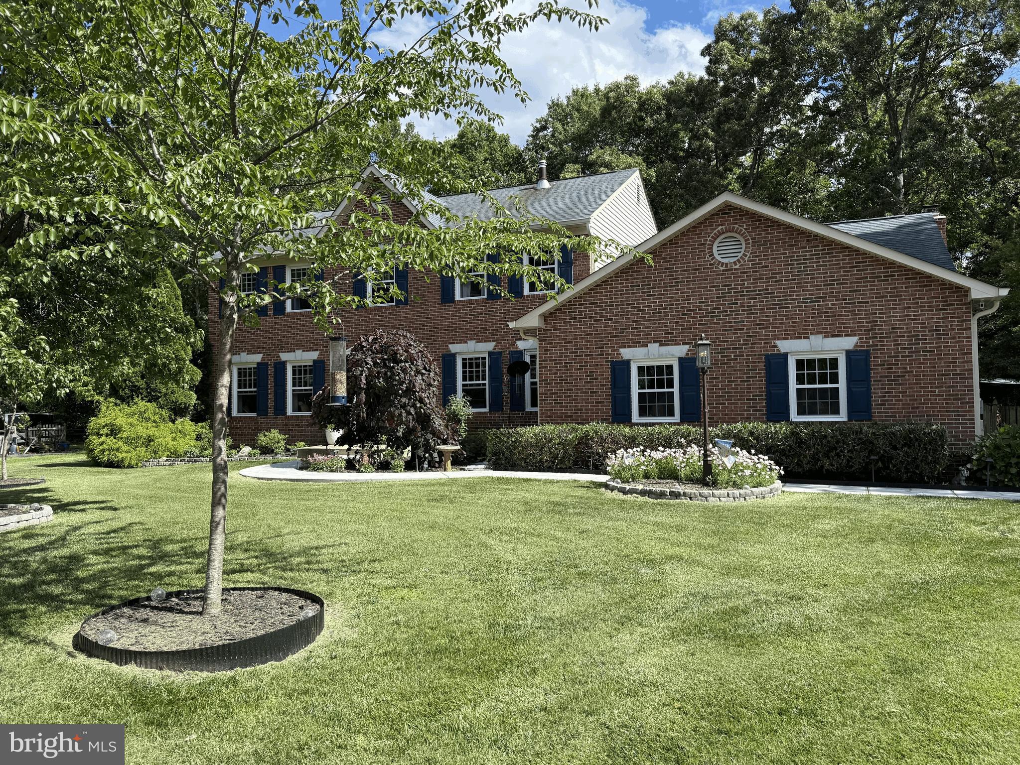 BERRY HILLS - Residential