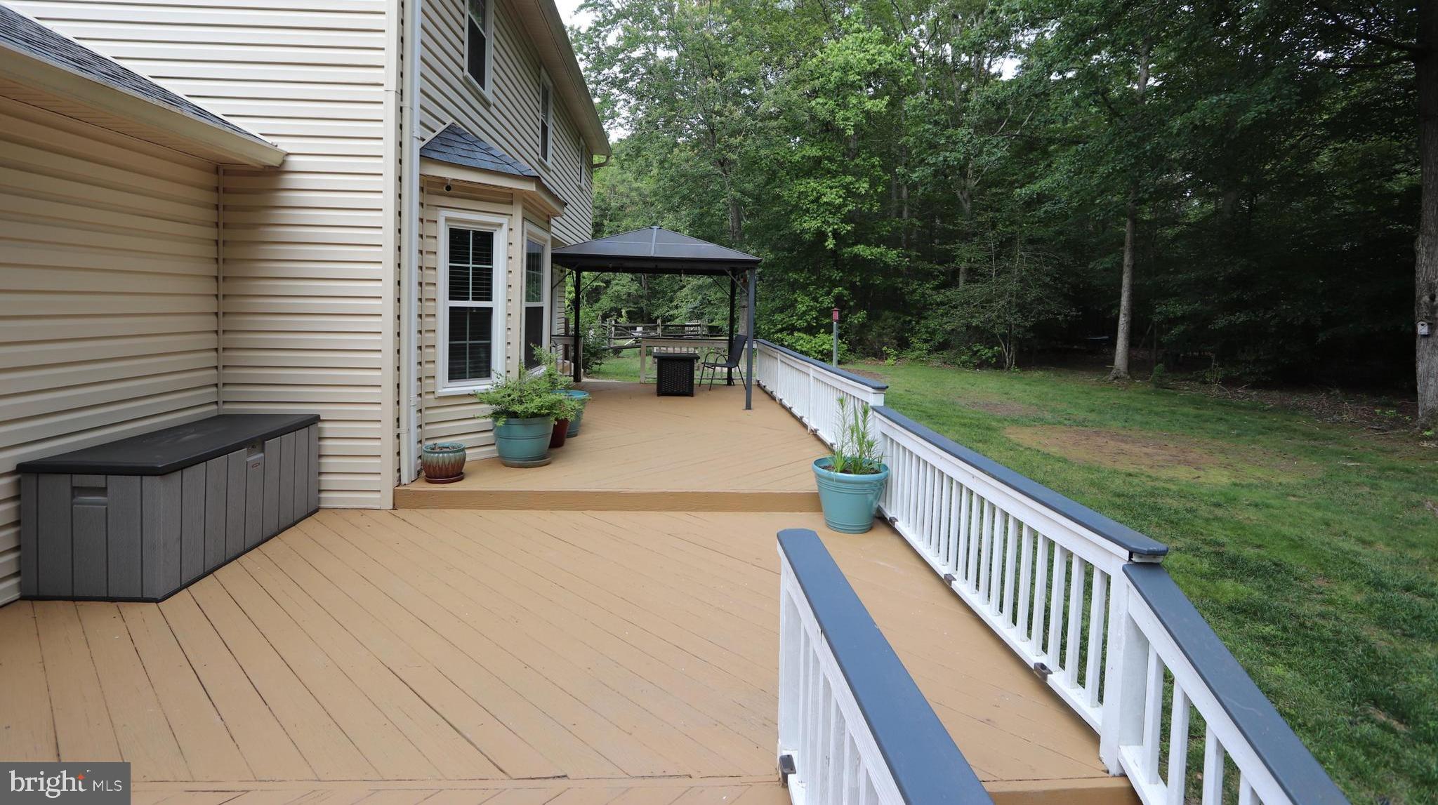 BERRY HILLS - Residential