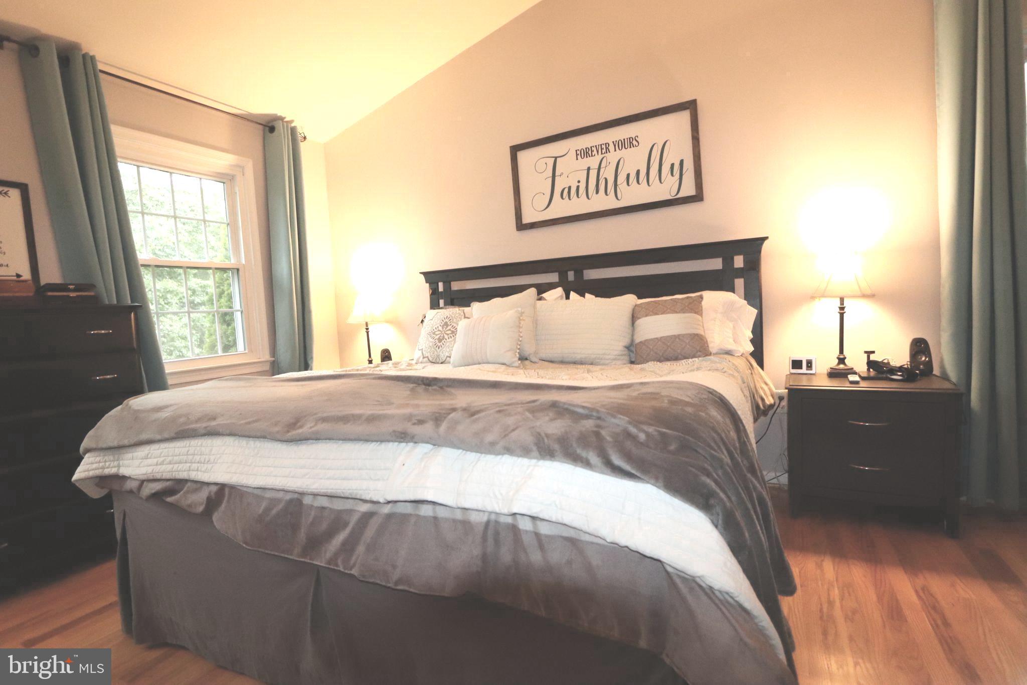 BERRY HILLS - Residential