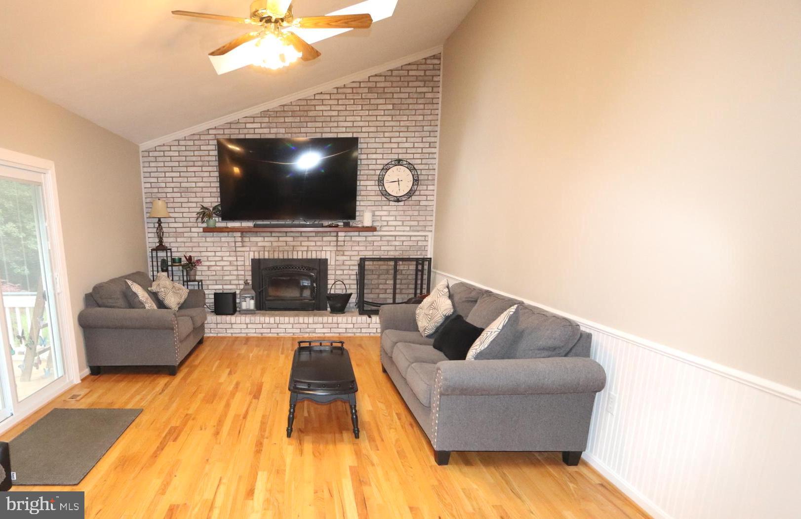 BERRY HILLS - Residential