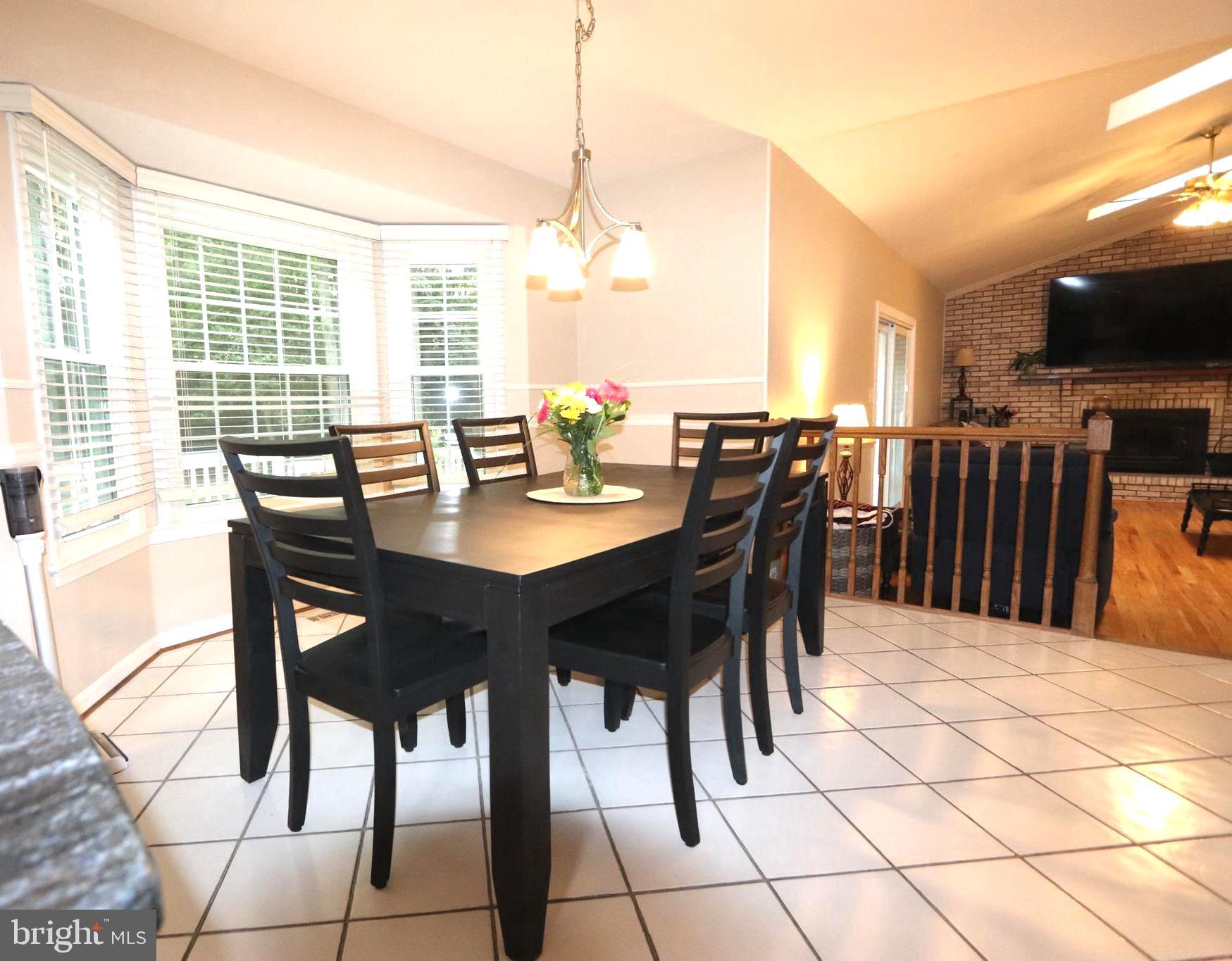 2320 KNOTWEED COURT