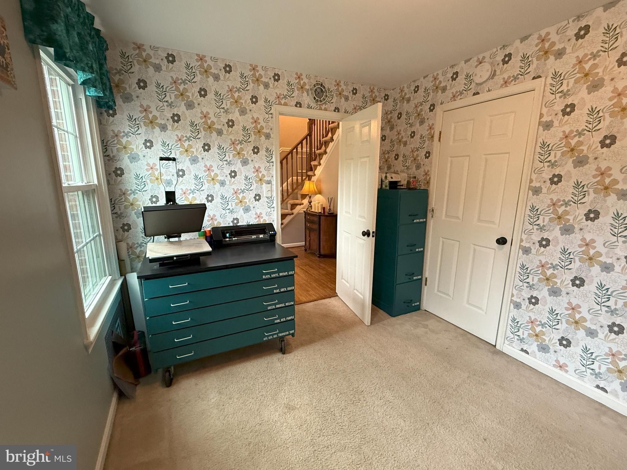 BERRY HILLS - Residential