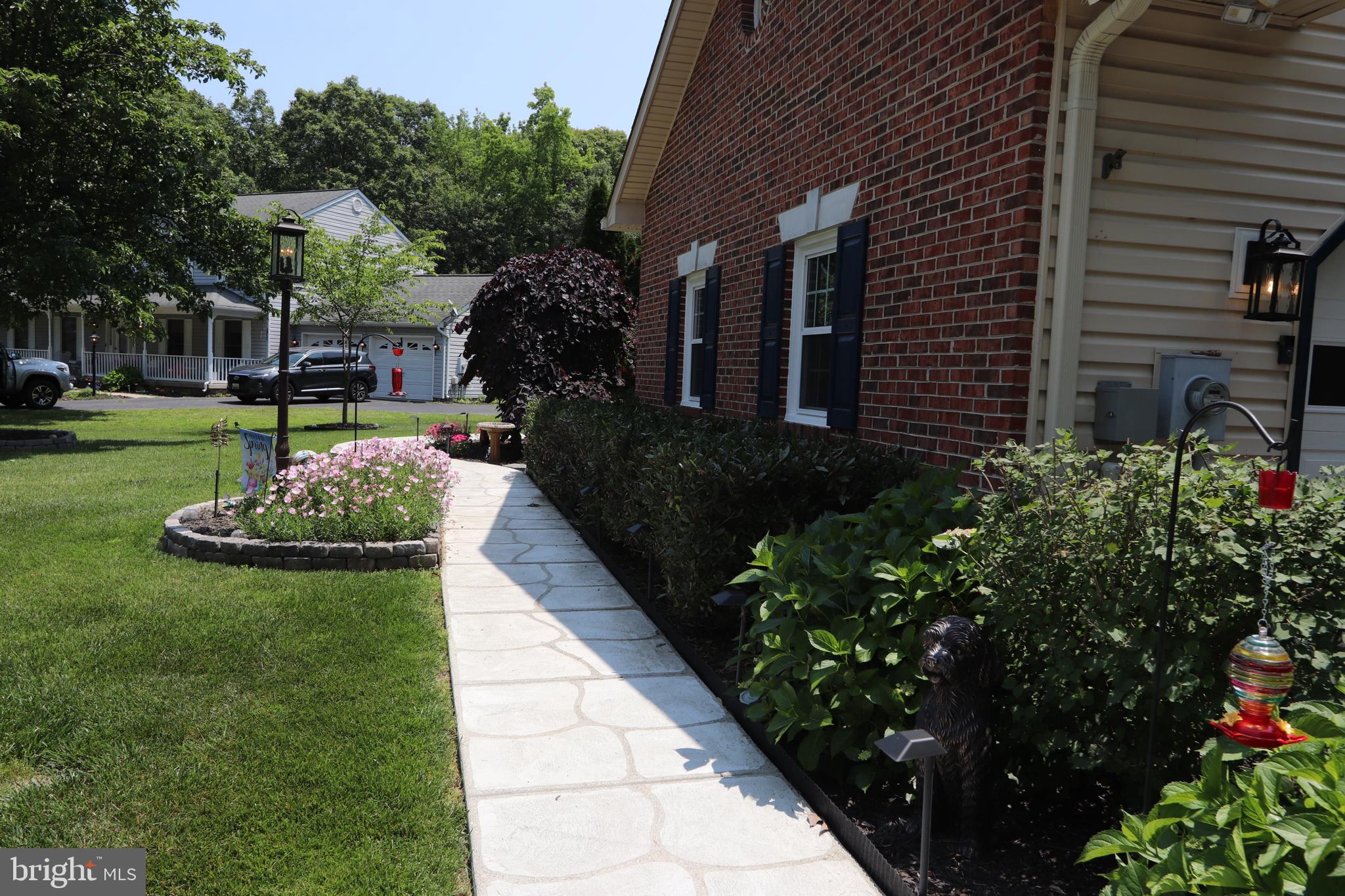 BERRY HILLS - Residential