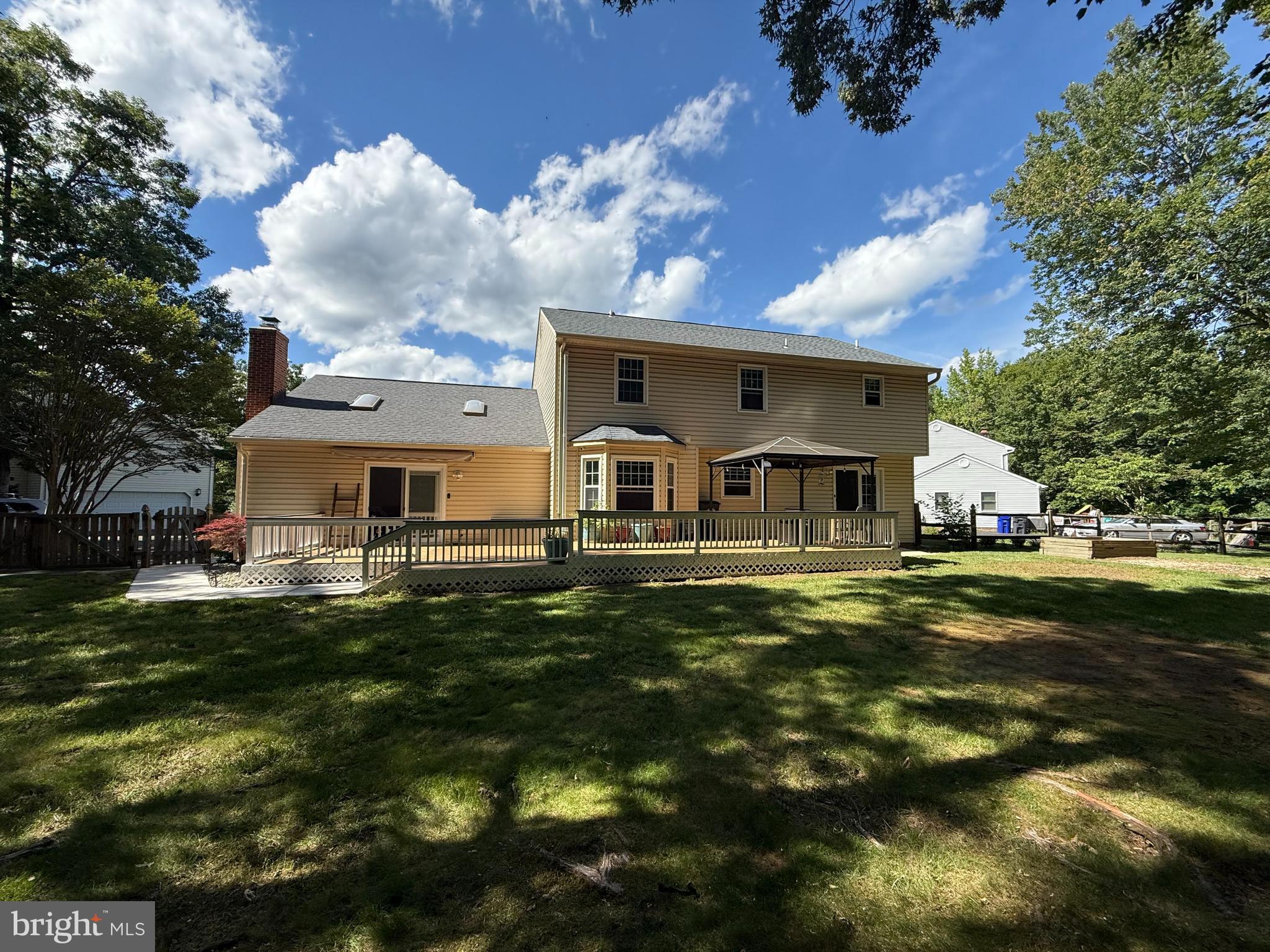 BERRY HILLS - Residential