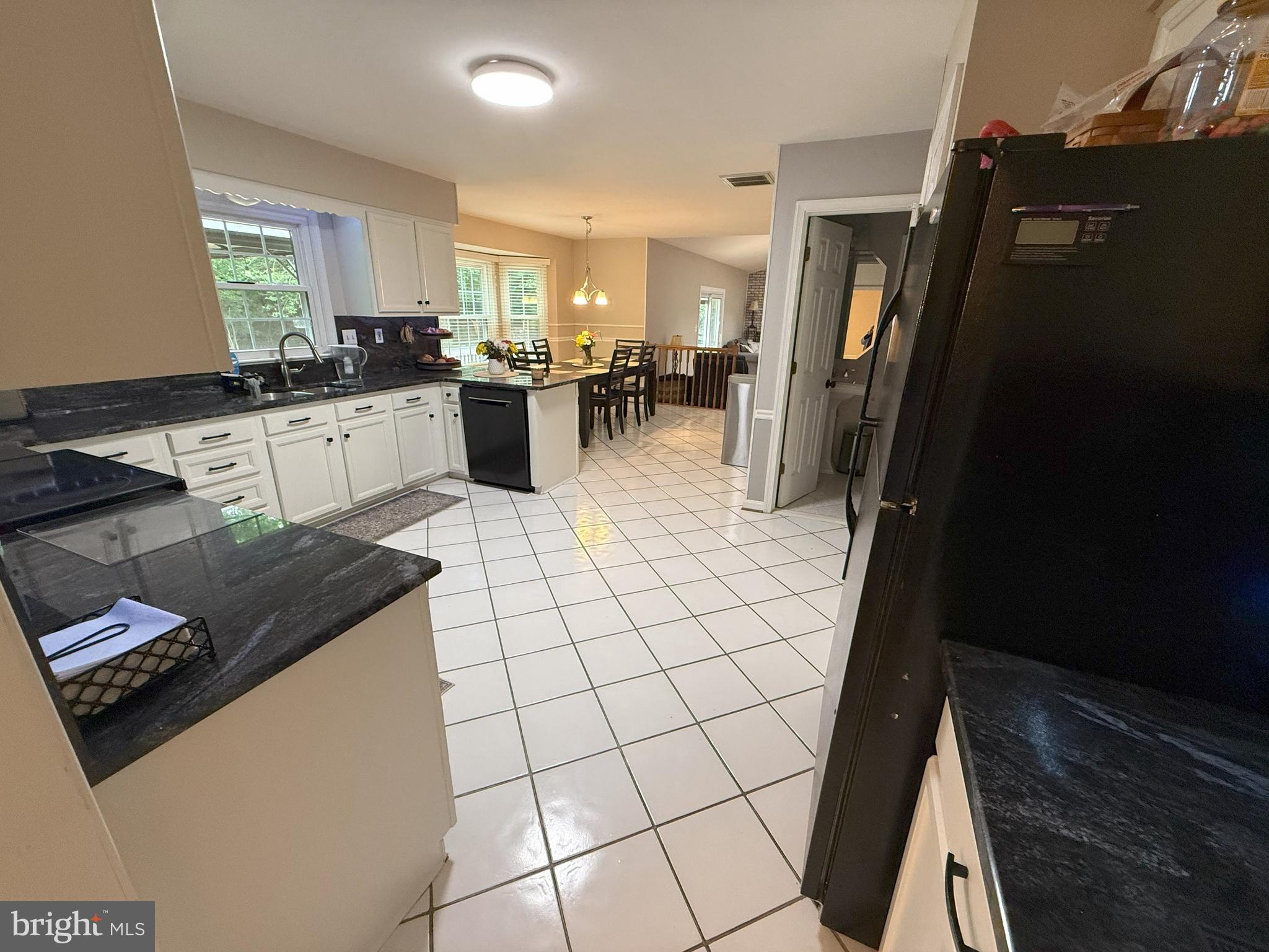 2320 KNOTWEED COURT