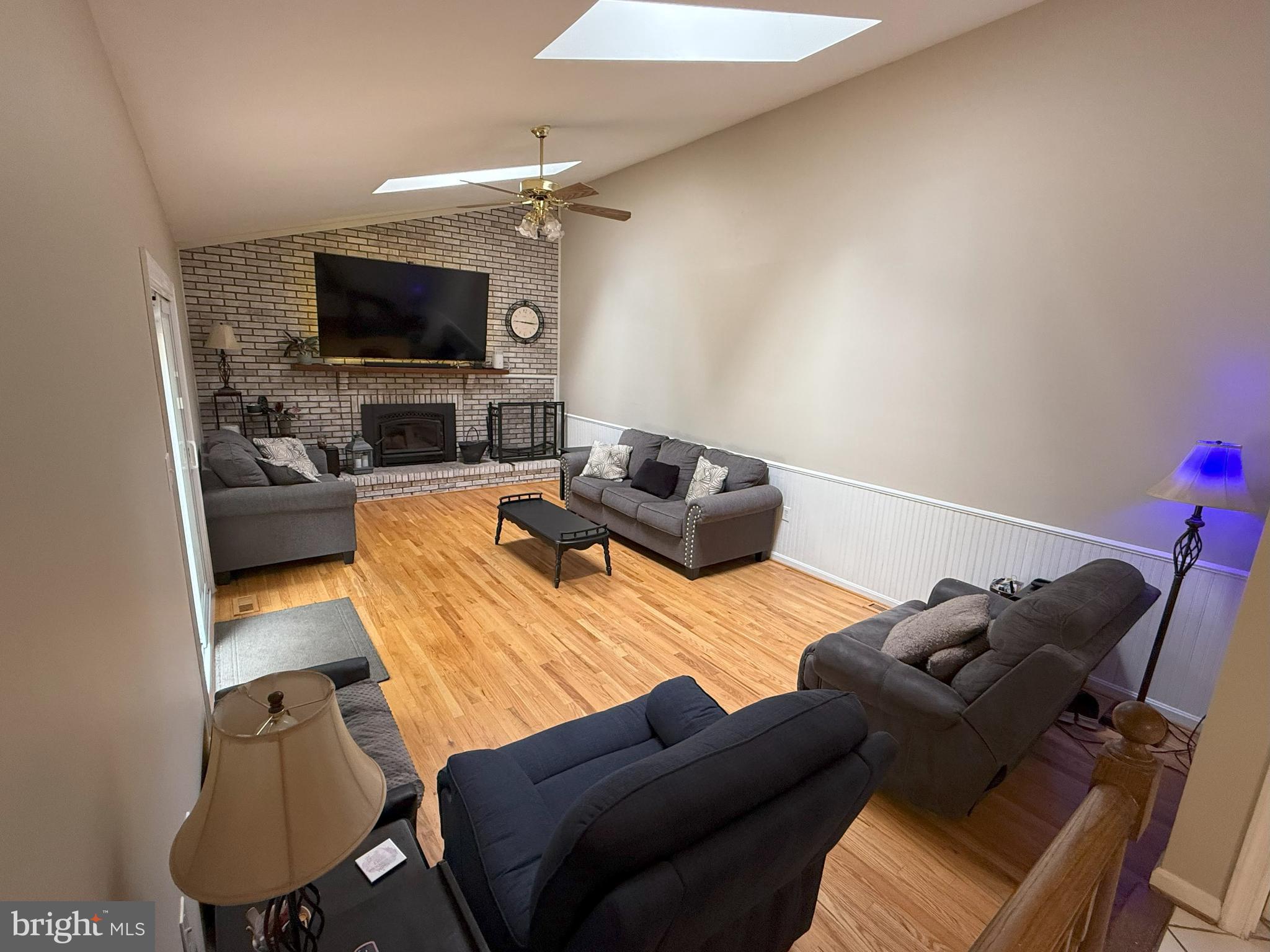 BERRY HILLS - Residential