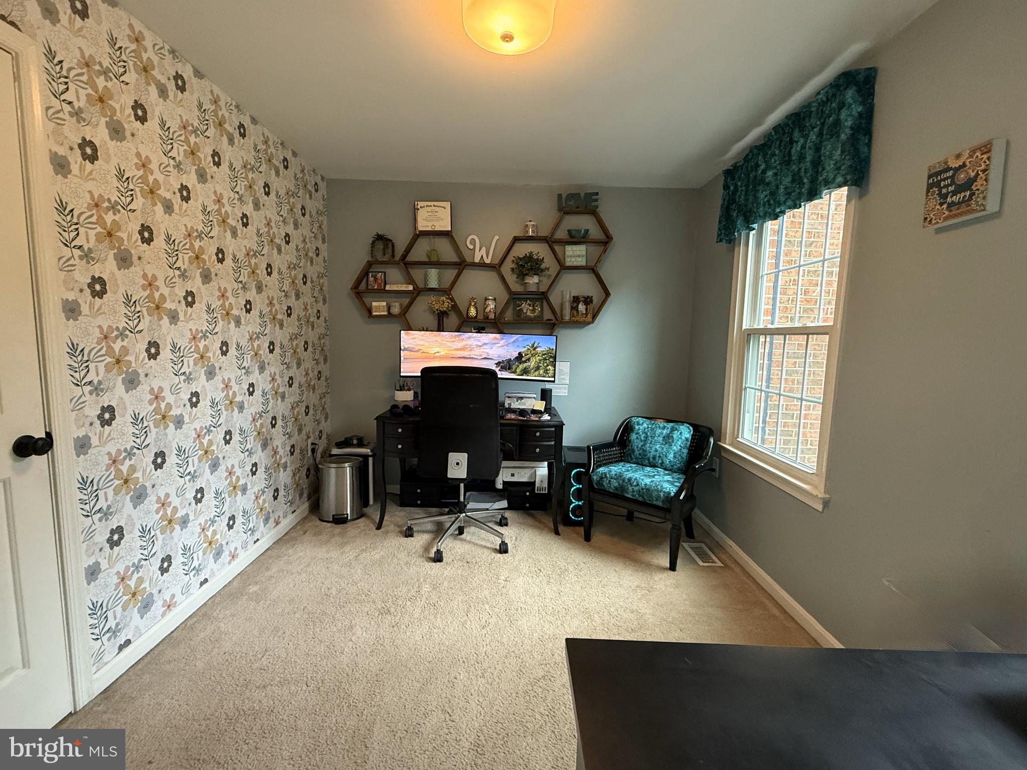 BERRY HILLS - Residential