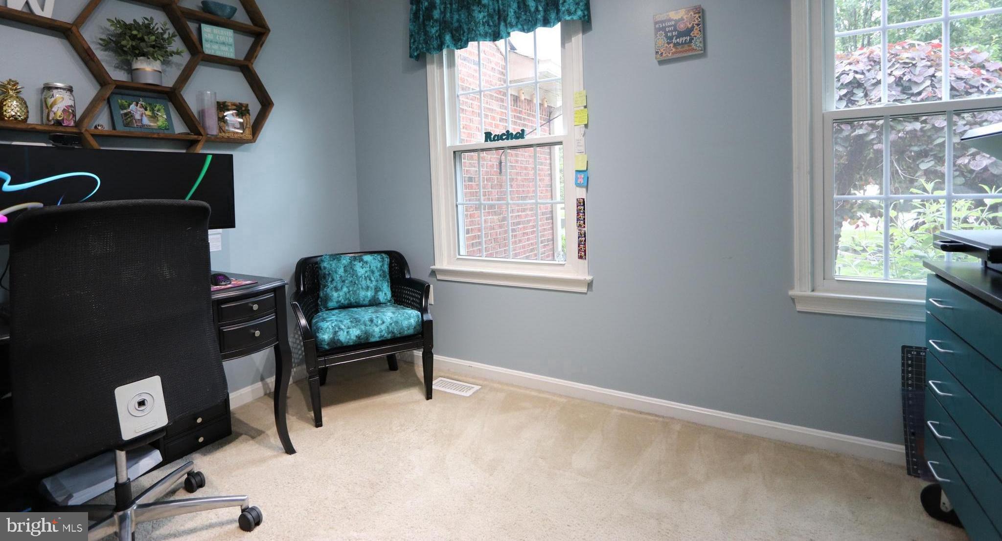 BERRY HILLS - Residential