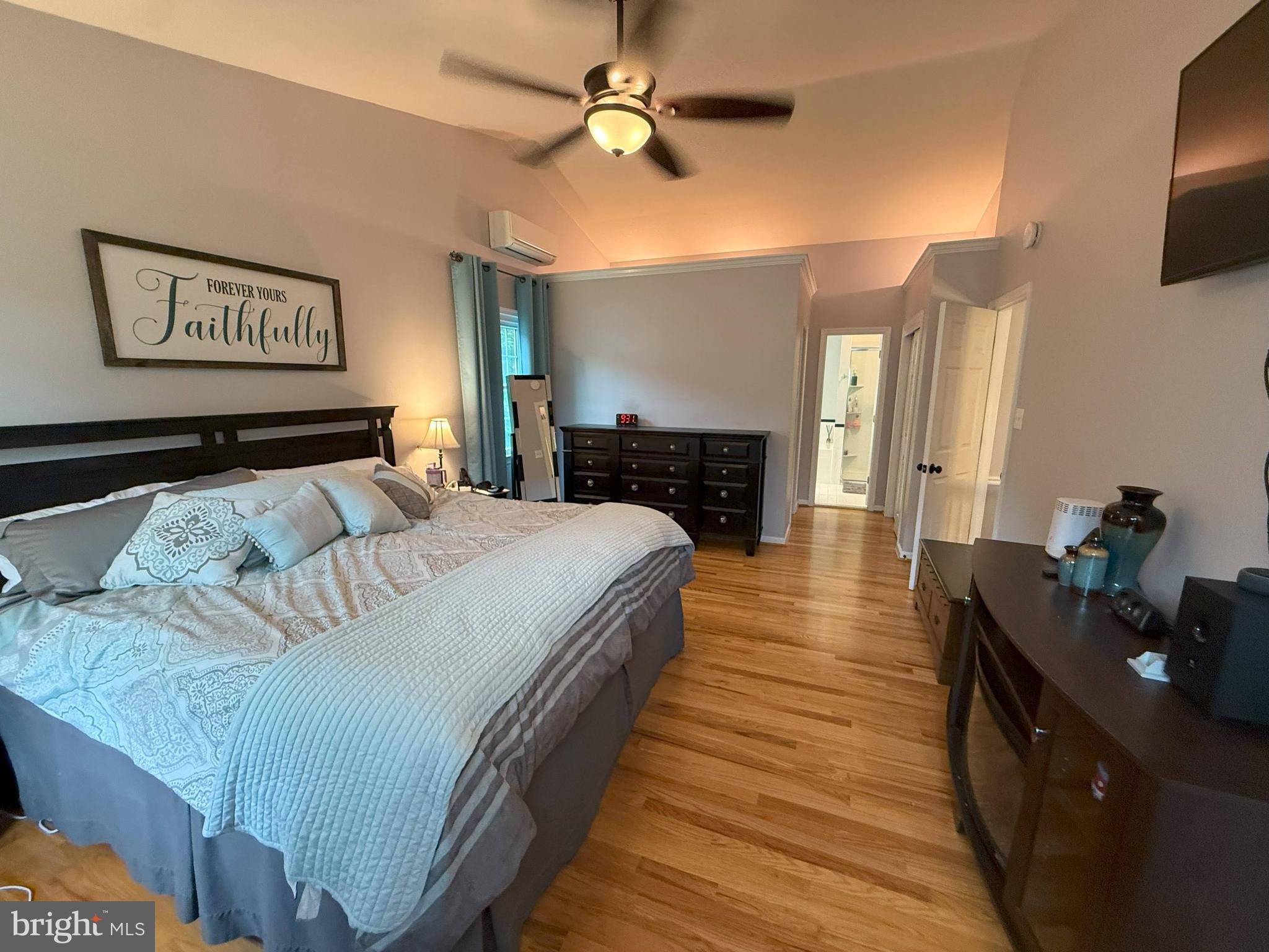 BERRY HILLS - Residential