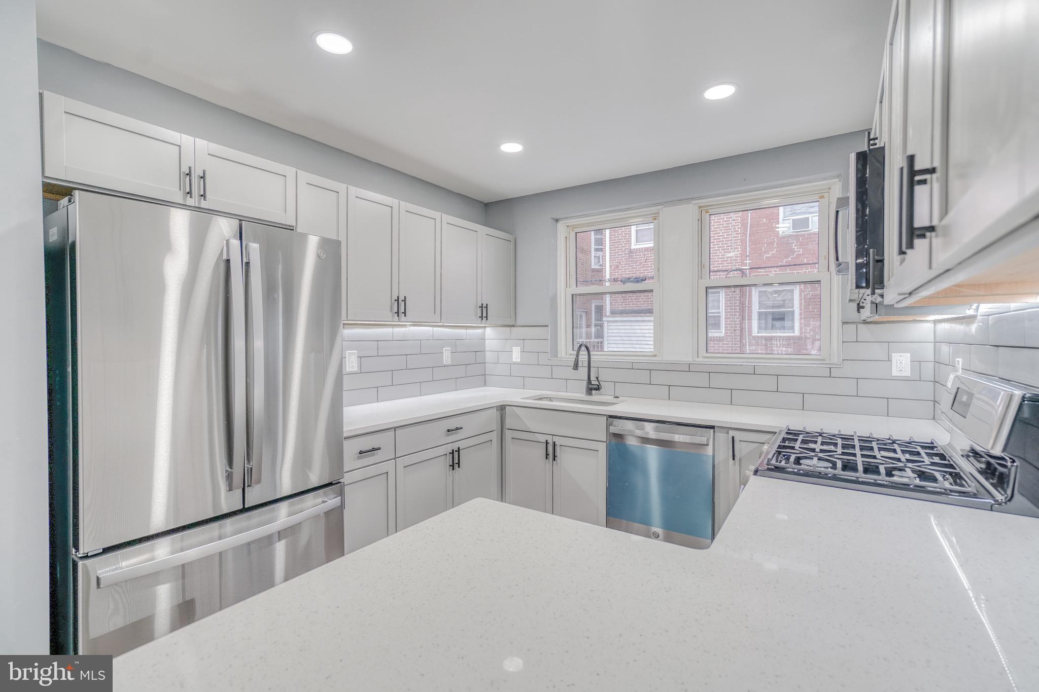 MAYFAIR - Residential