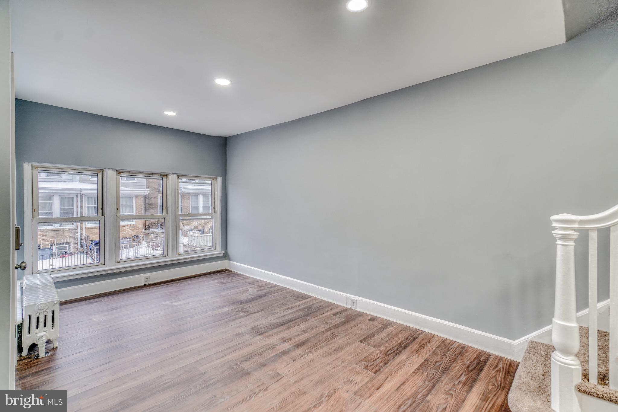 MAYFAIR - Residential