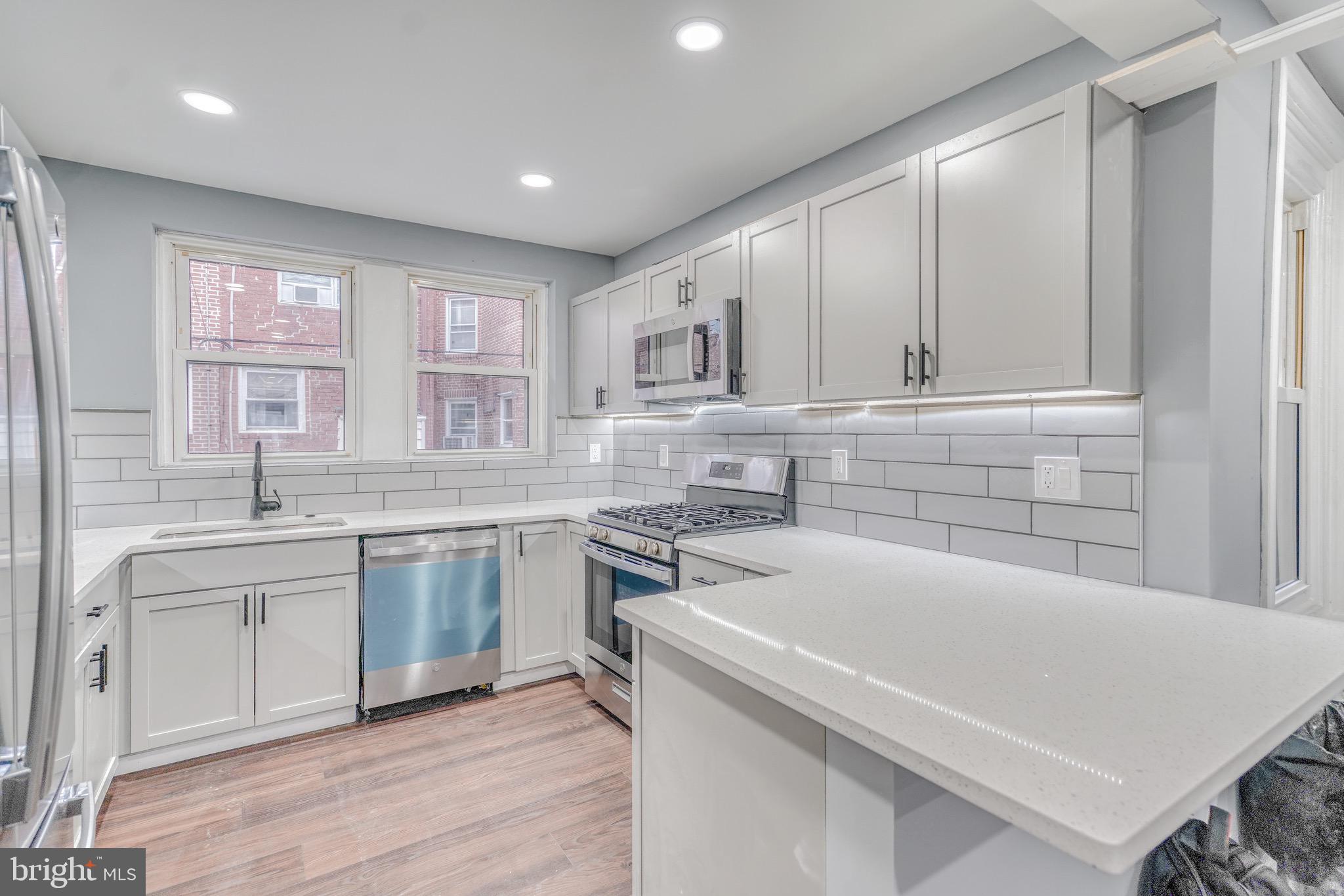 MAYFAIR - Residential
