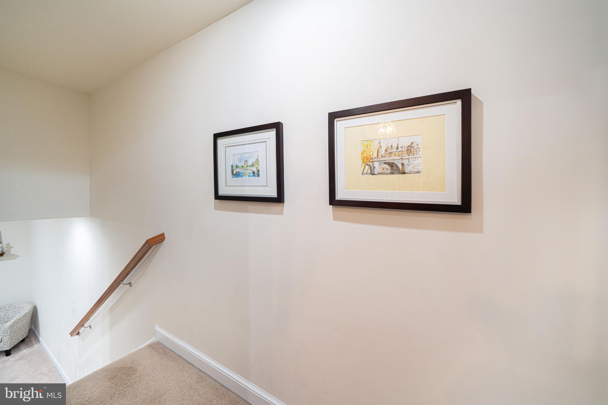 CARRIAGE HILL - Residential