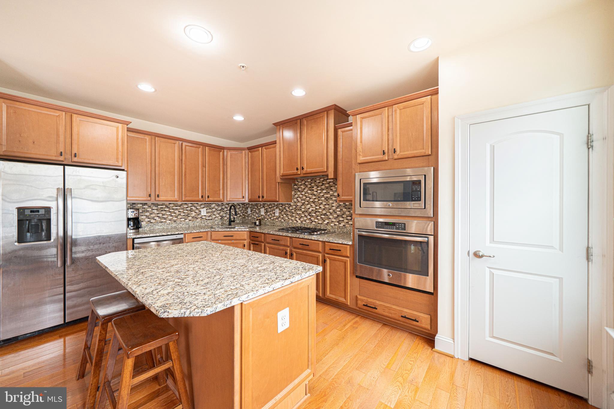 CARRIAGE HILL - Residential